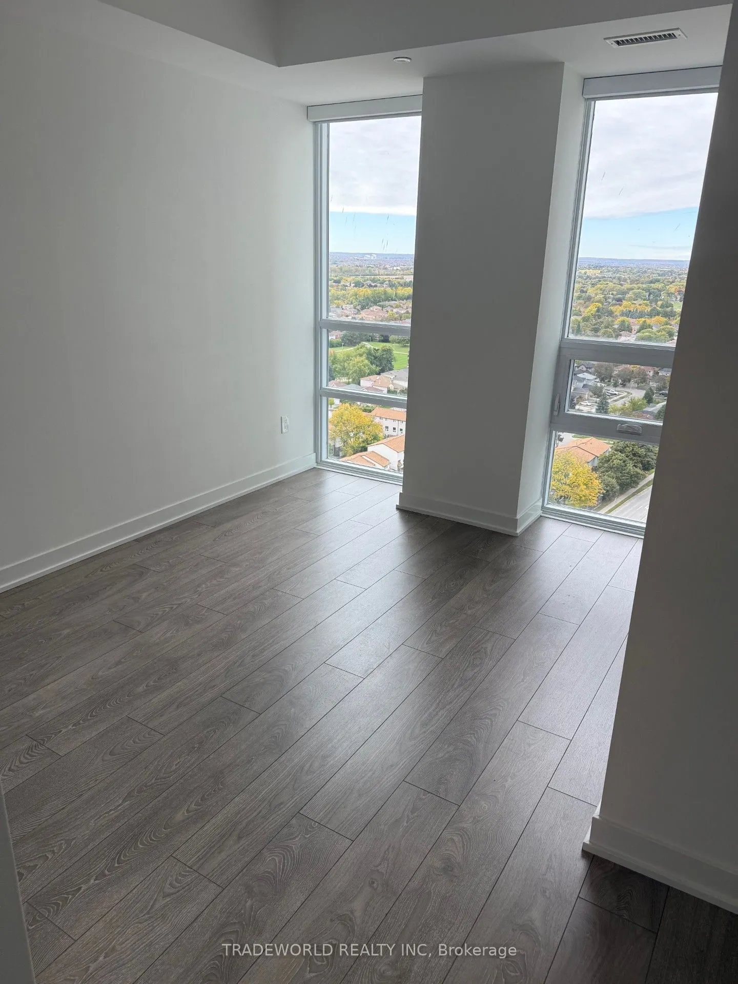 225 Malta Avenue, #2008