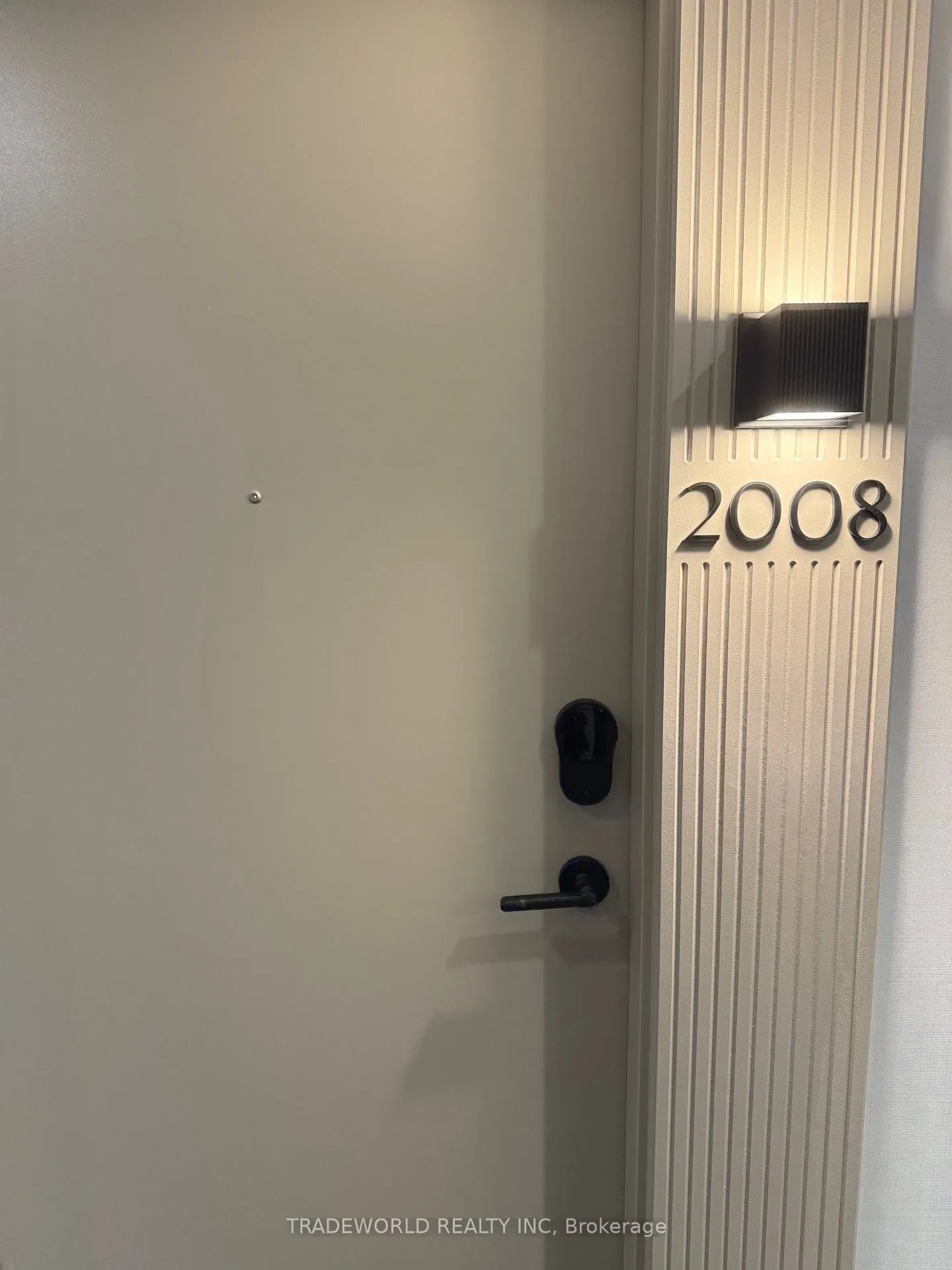 225 Malta Avenue, #2008