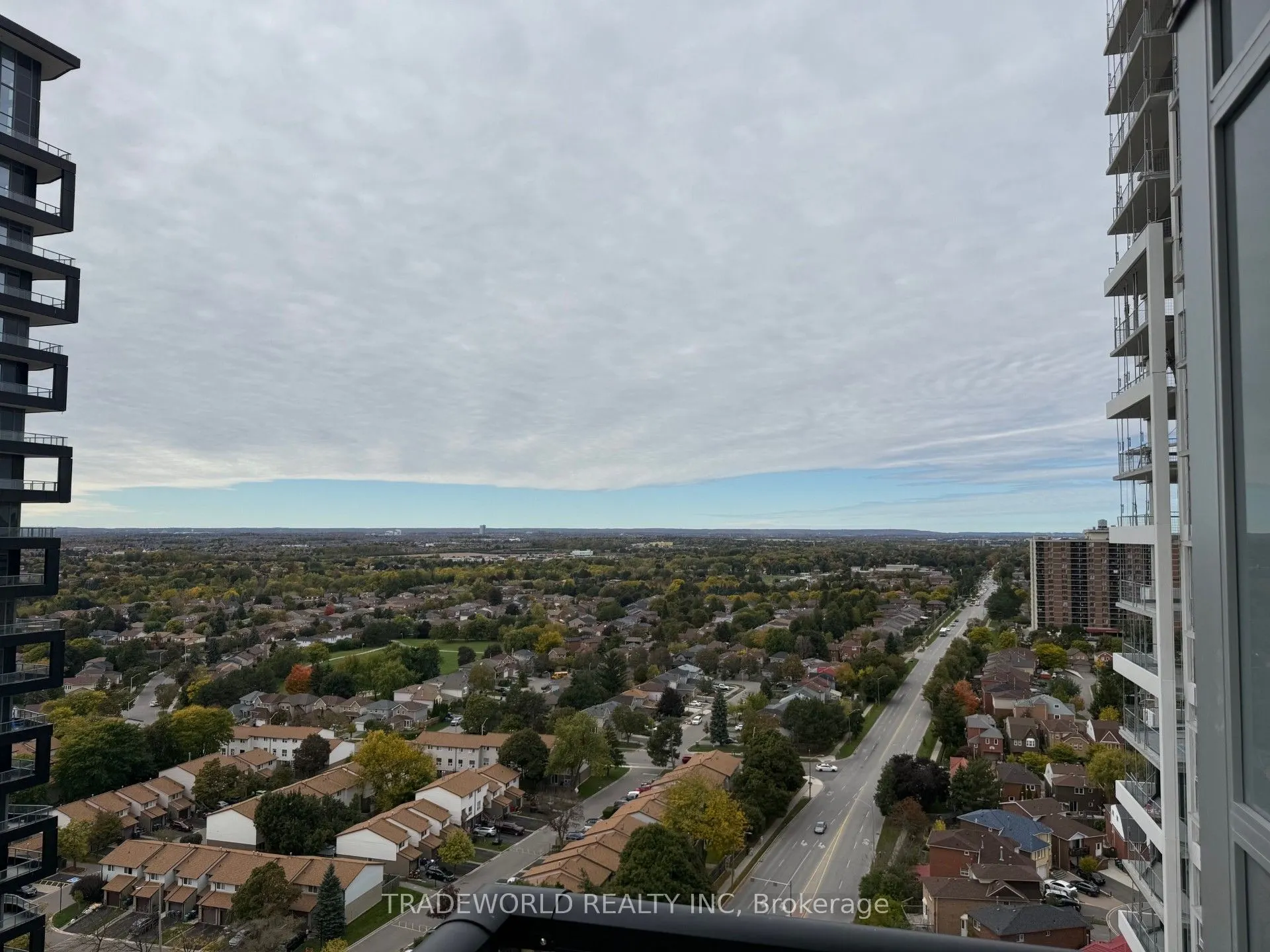 225 Malta Avenue, #2008