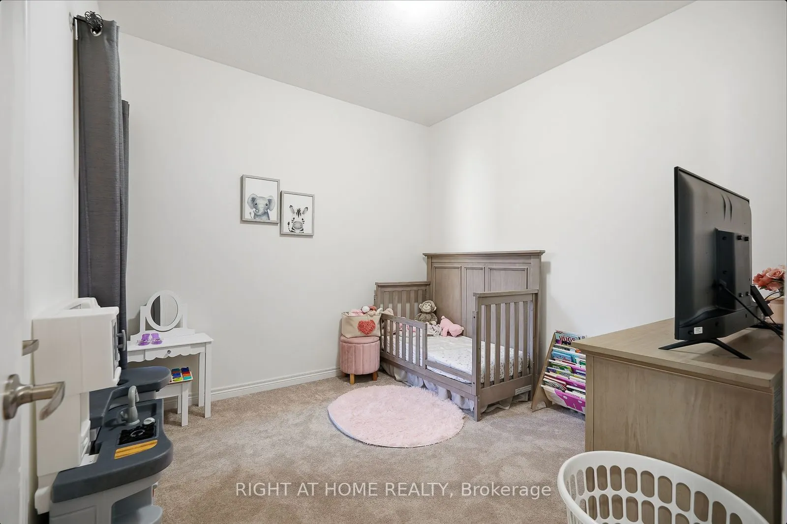 16 Angelfish Road