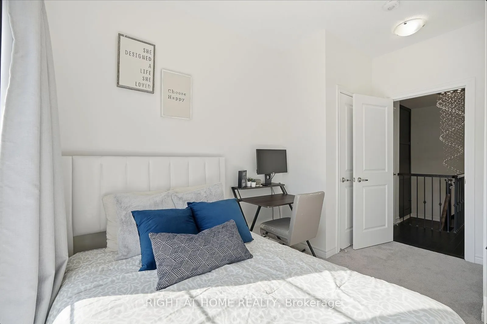 16 Angelfish Road