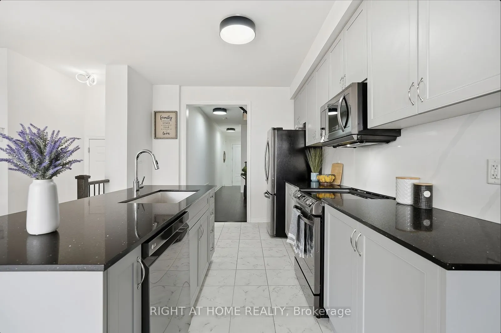 16 Angelfish Road