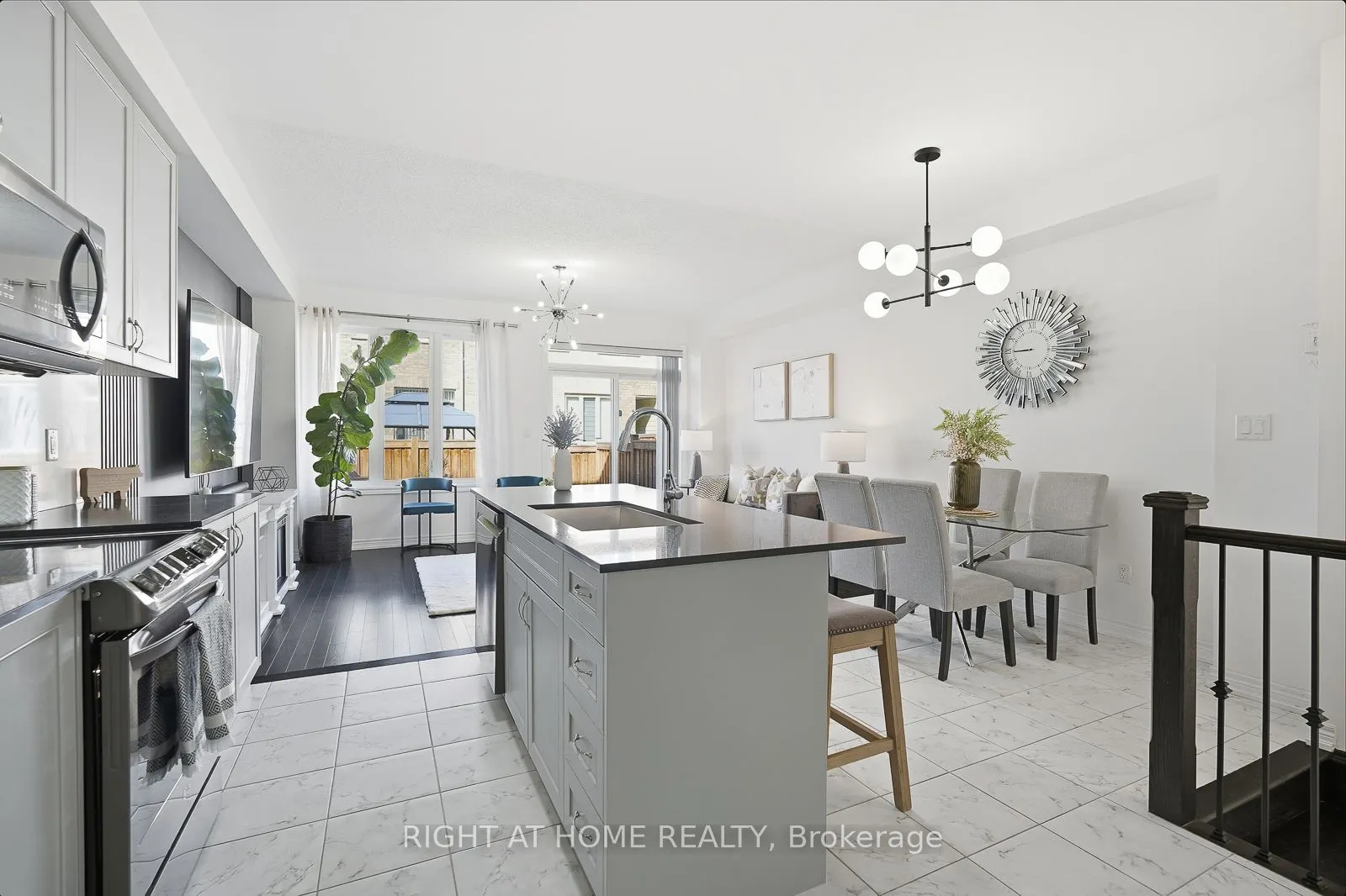 16 Angelfish Road