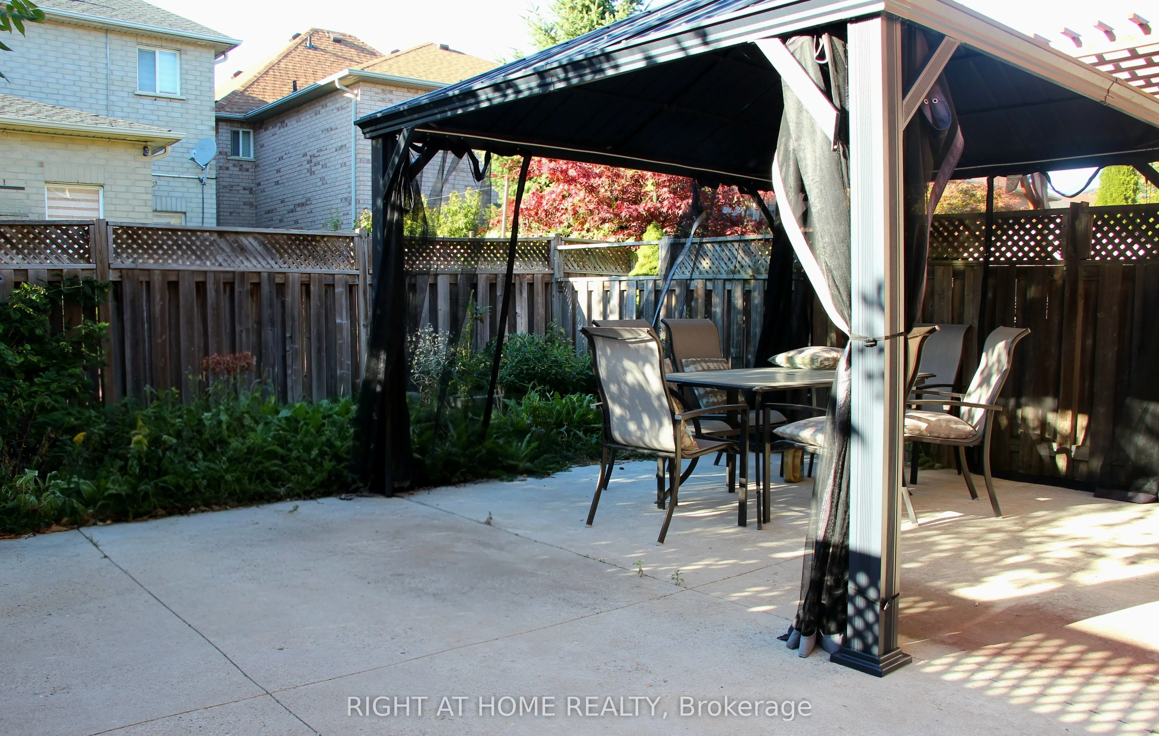 144 Cadillac Crescent