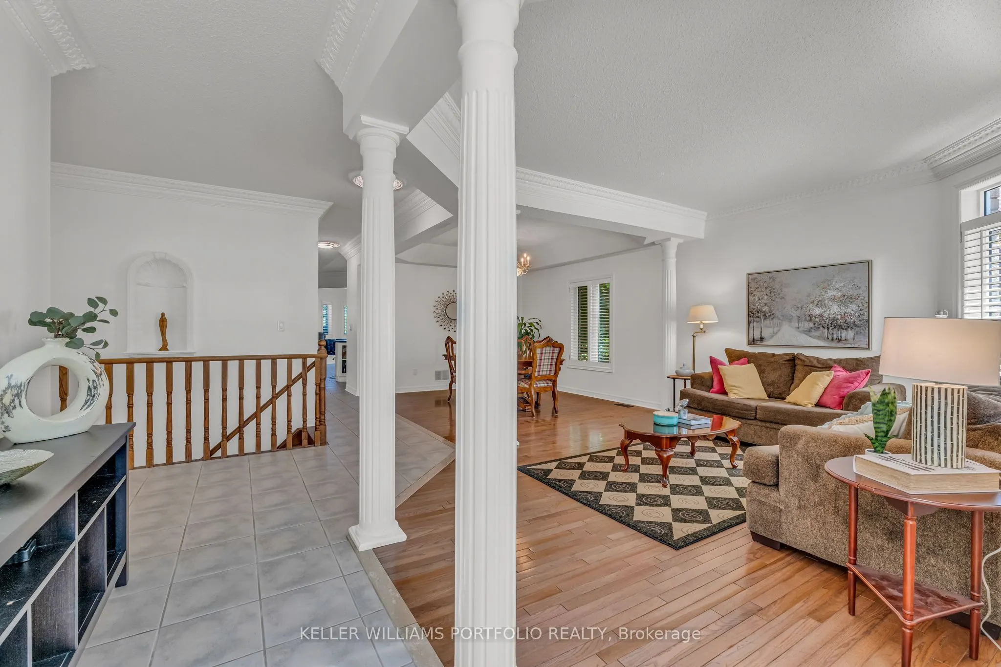8 Vista View Court