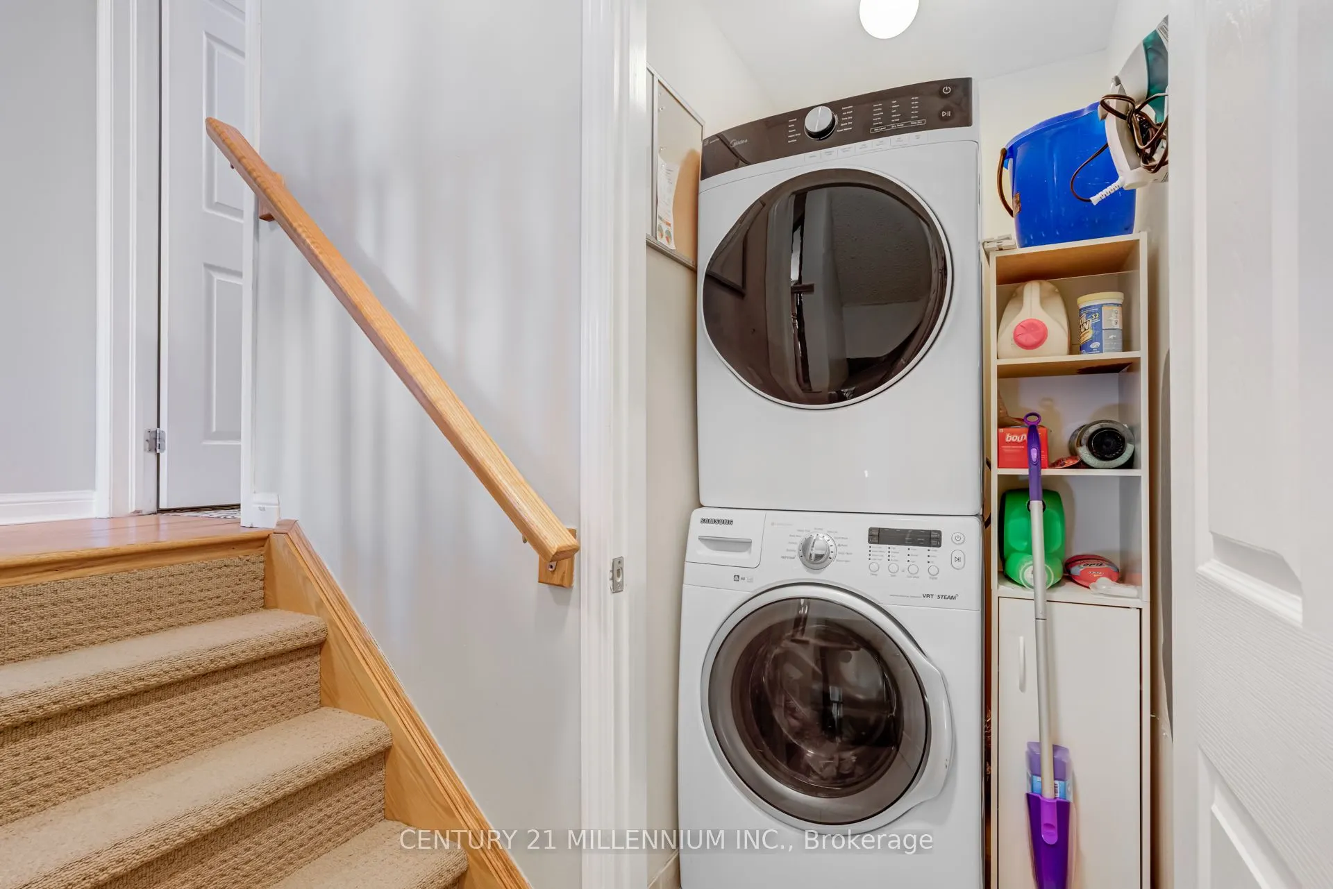 914 Ambroise Crescent