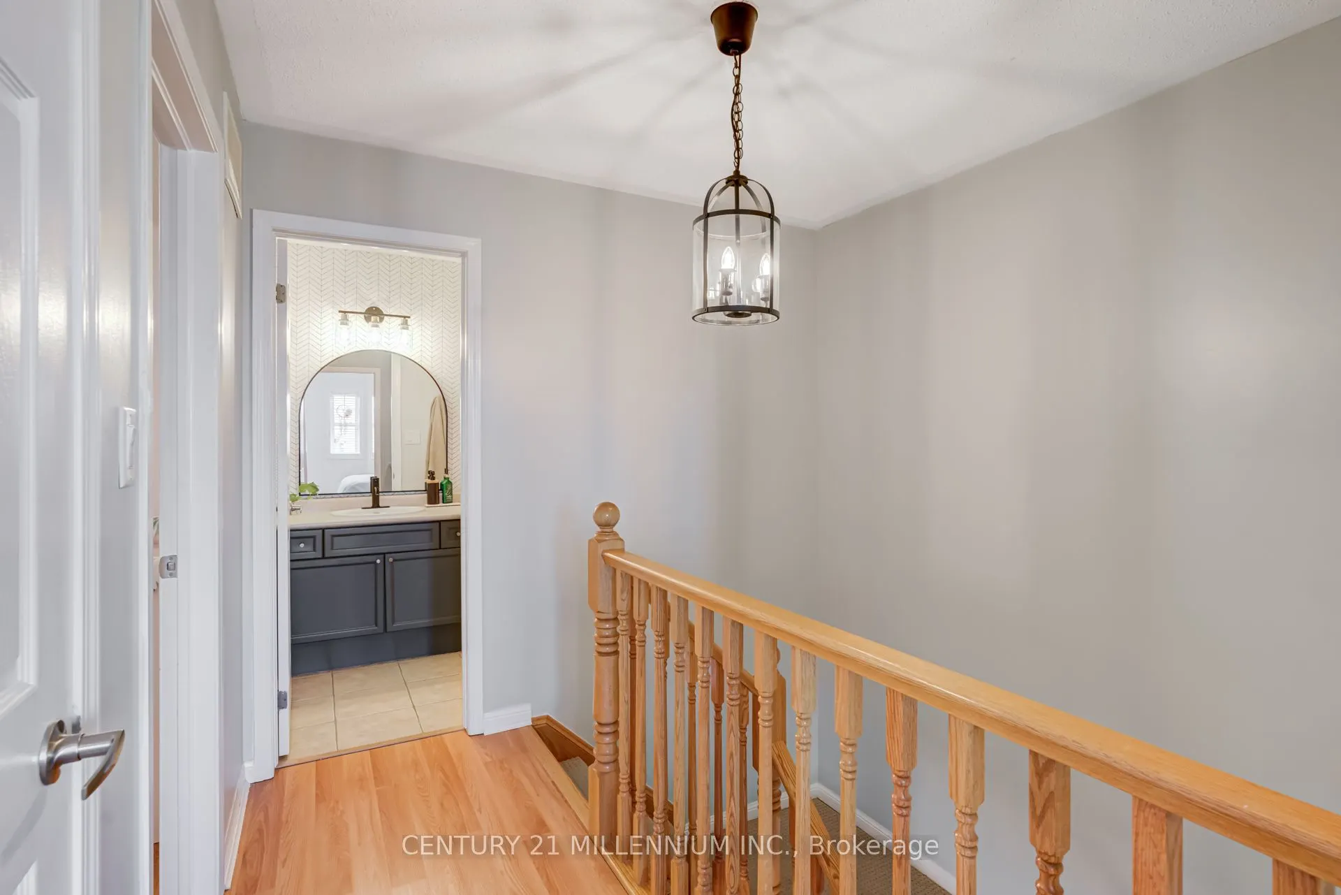 914 Ambroise Crescent