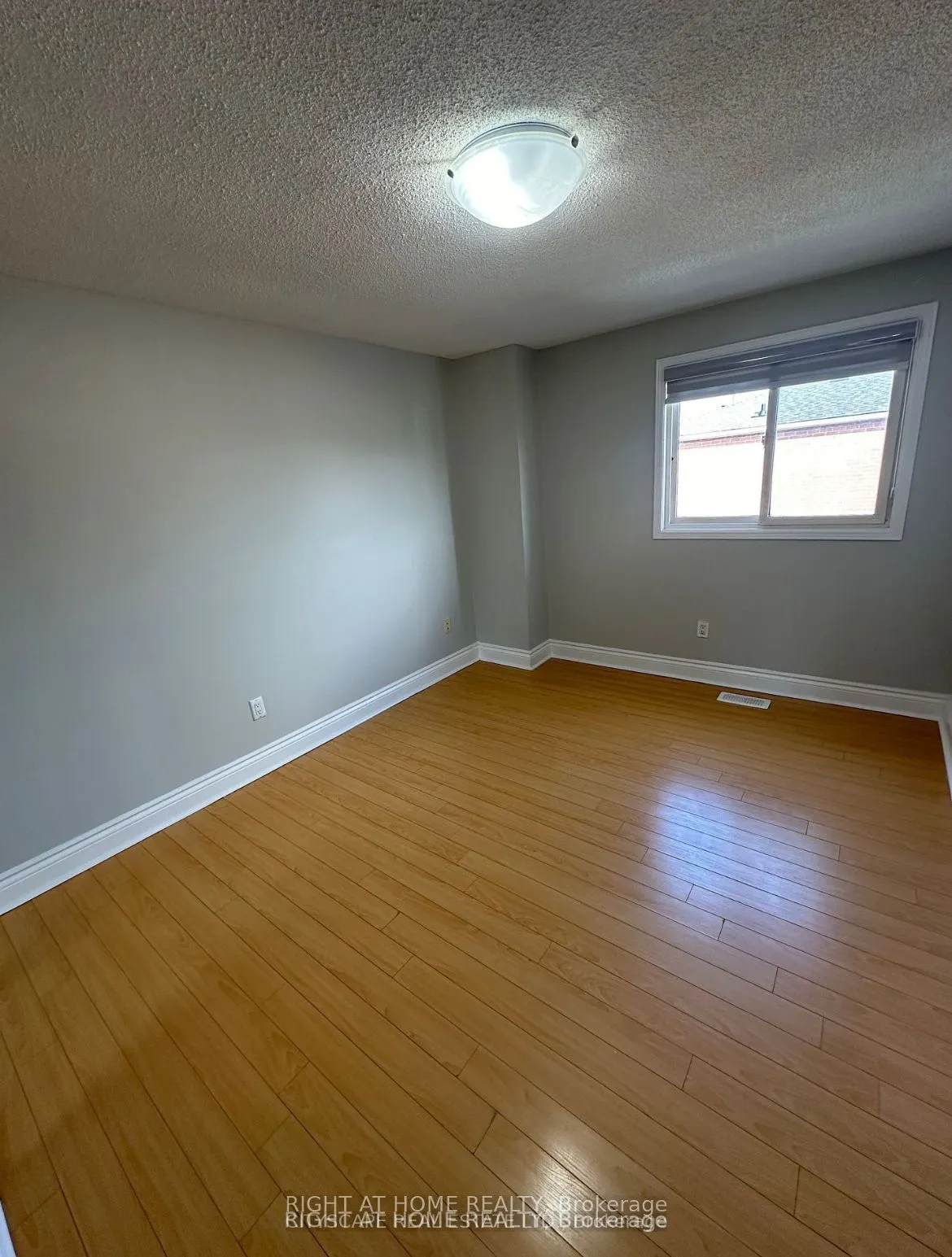56 Stanwell Drive, #Upper