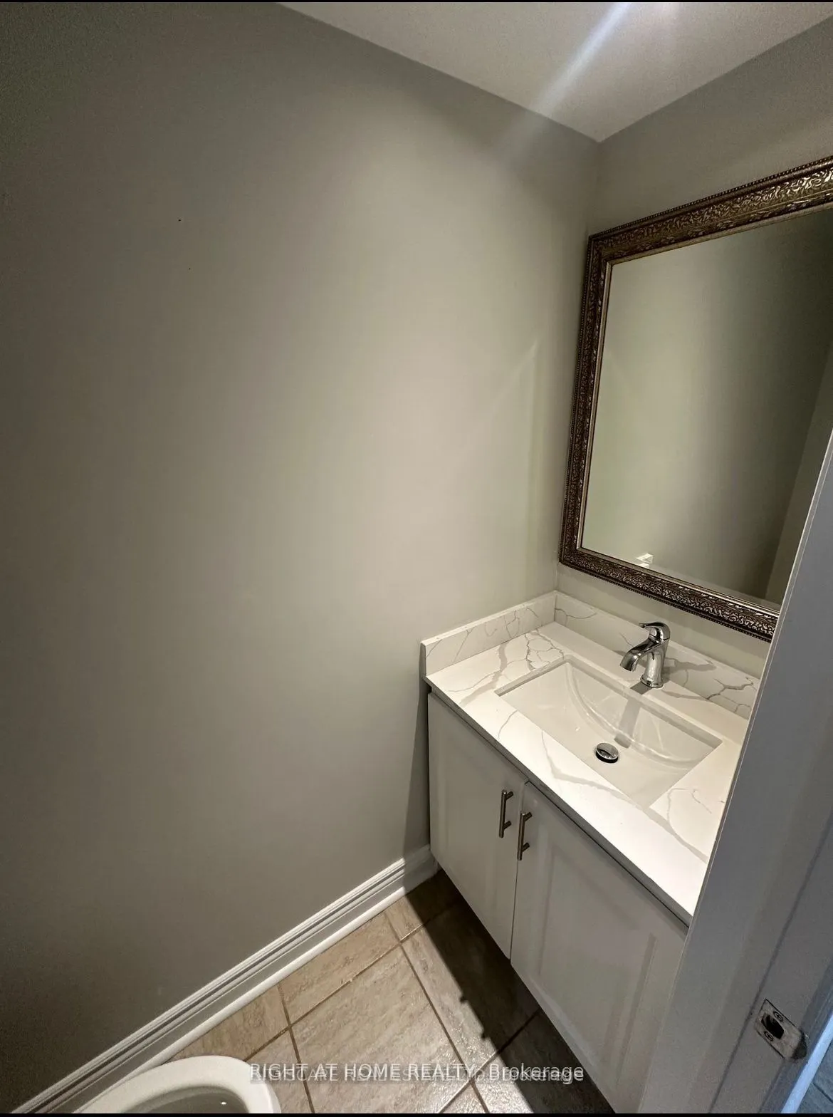 56 Stanwell Drive, #Upper