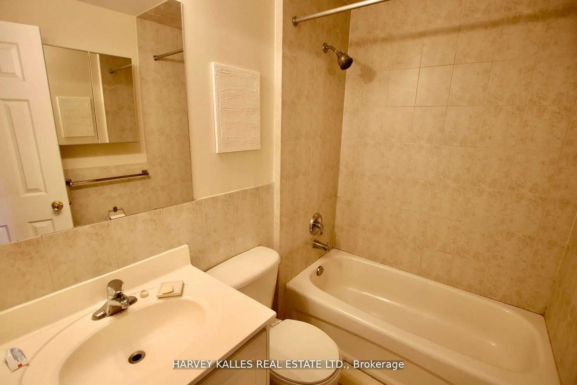 775 Ossington Avenue, #2