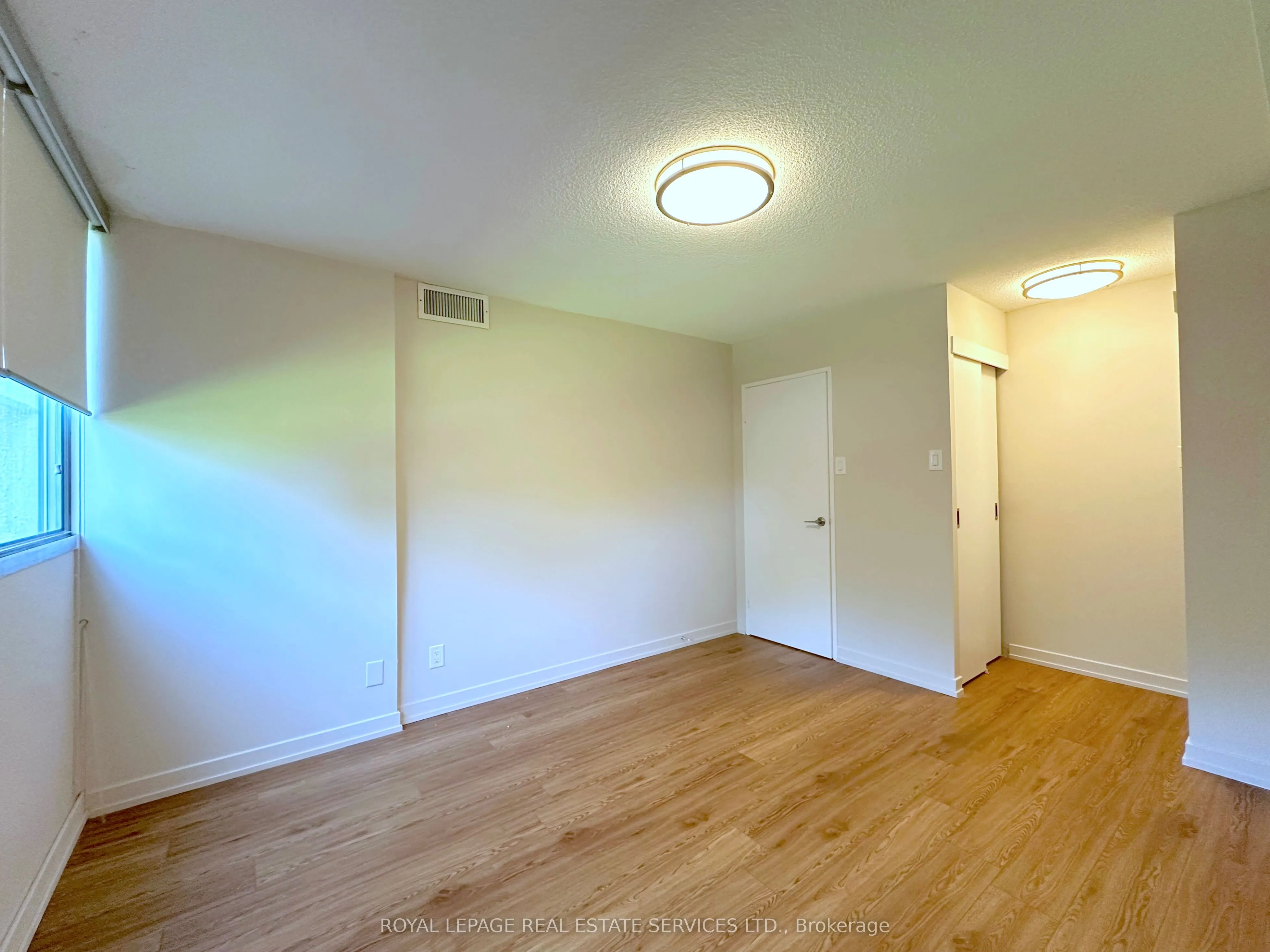 165 La Rose Avenue, #205