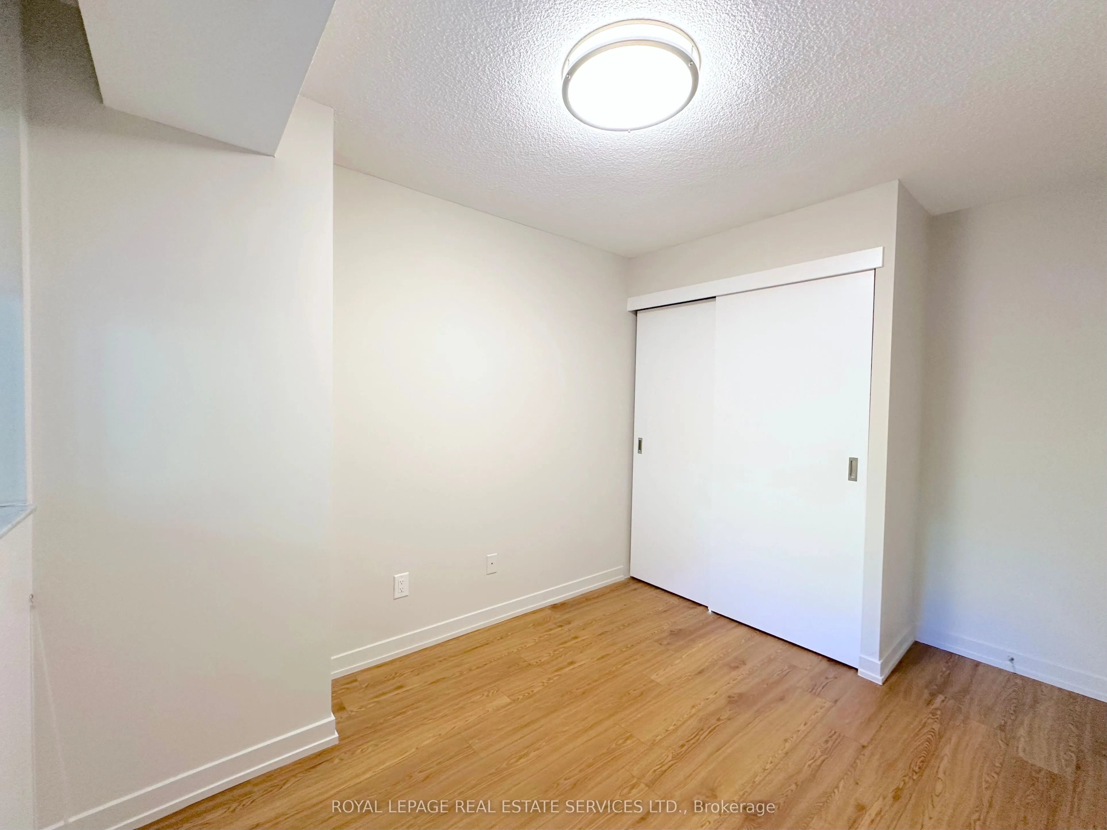 165 La Rose Avenue, #205