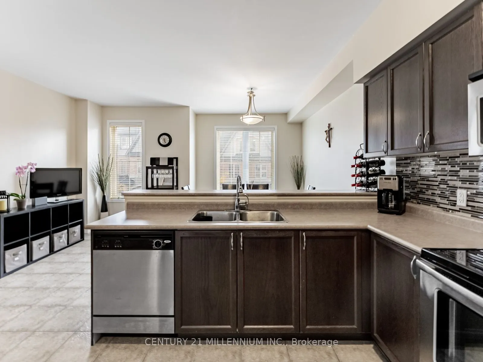 111 Cedar Lake Crescent, #127