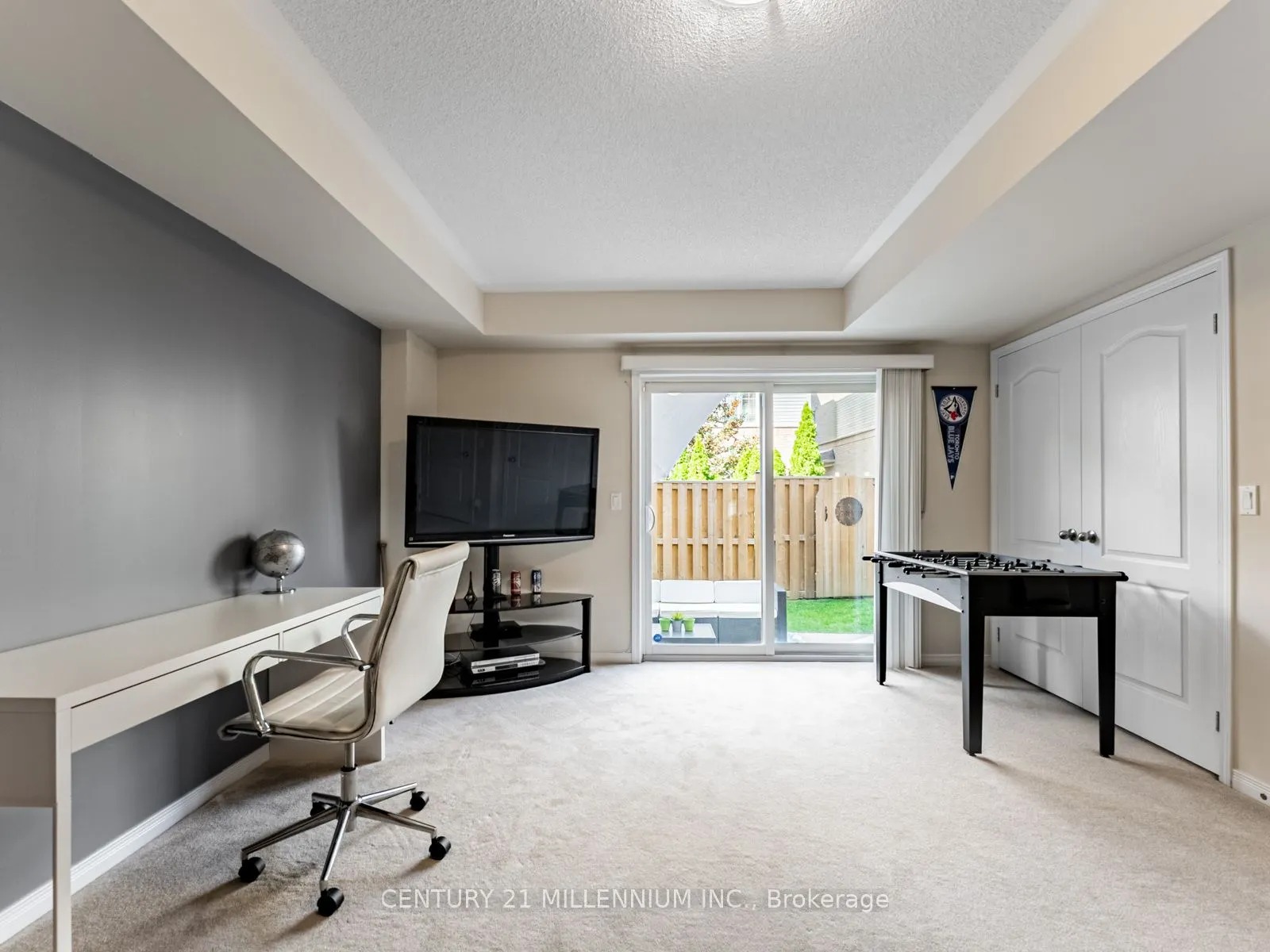 111 Cedar Lake Crescent, #127
