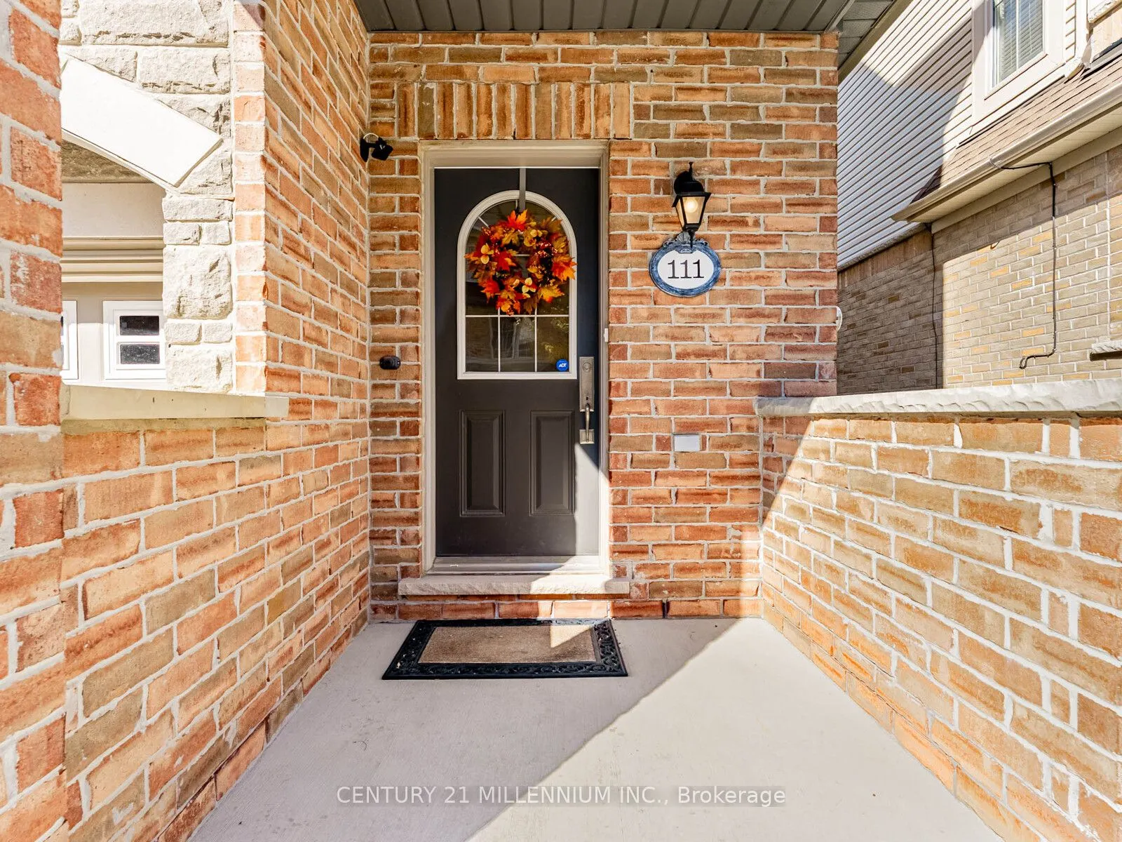 111 Cedar Lake Crescent, #127