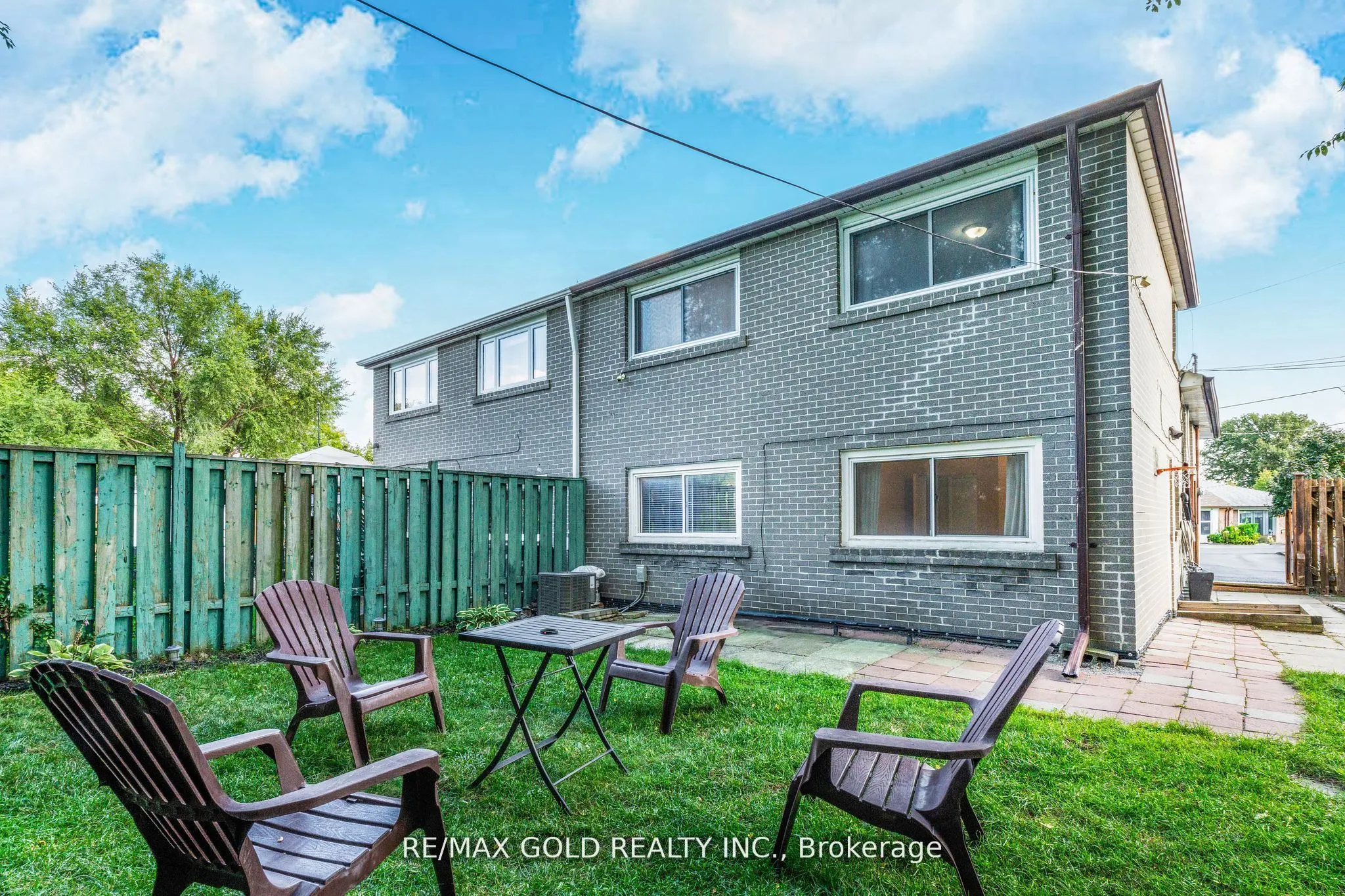 36 Garfield Crescent