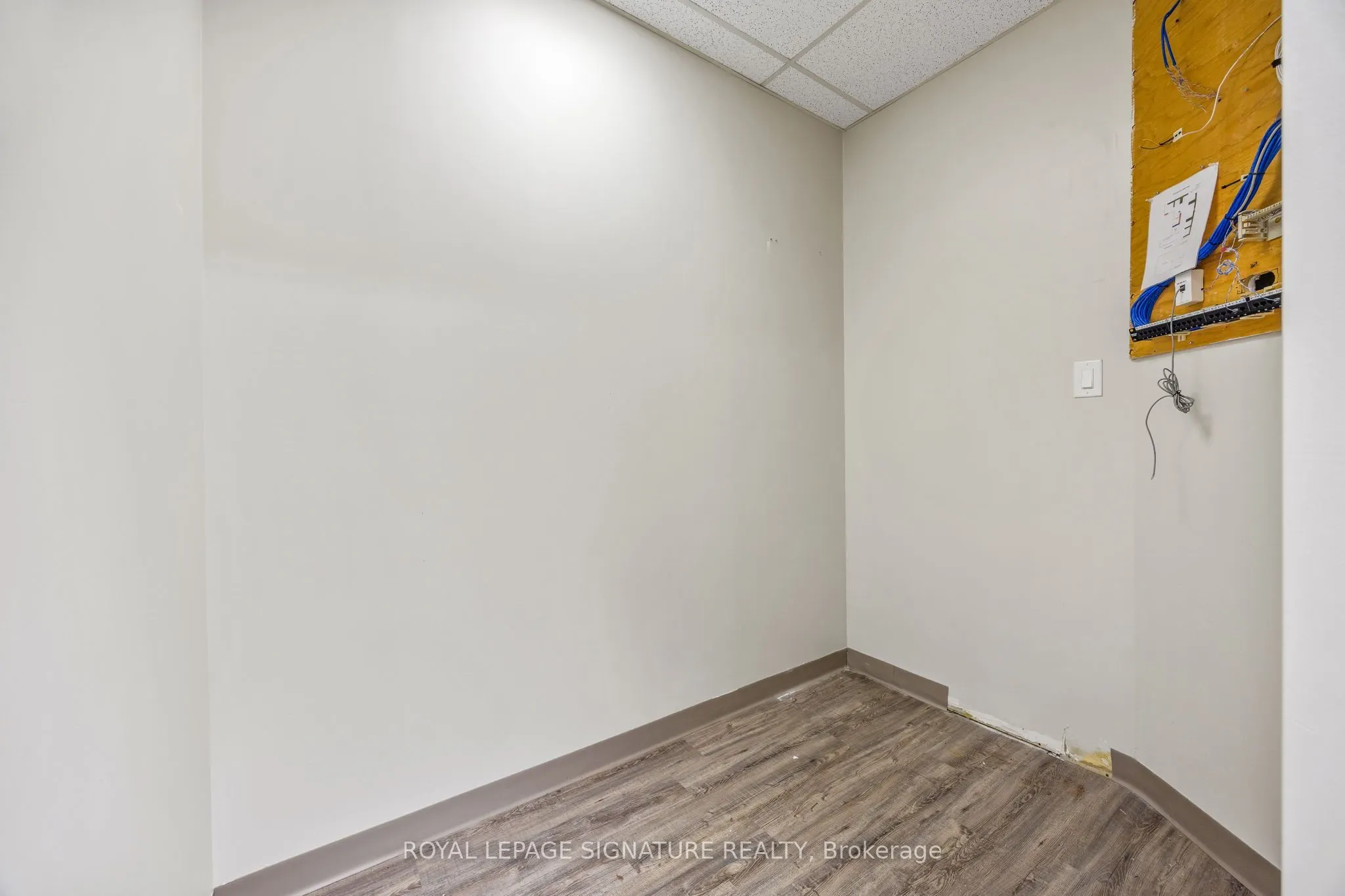 2285 Dunwin Drive, #5&12