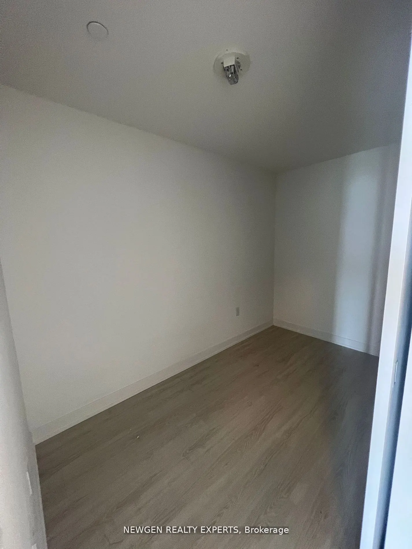 3883 Quartz Road, #3512