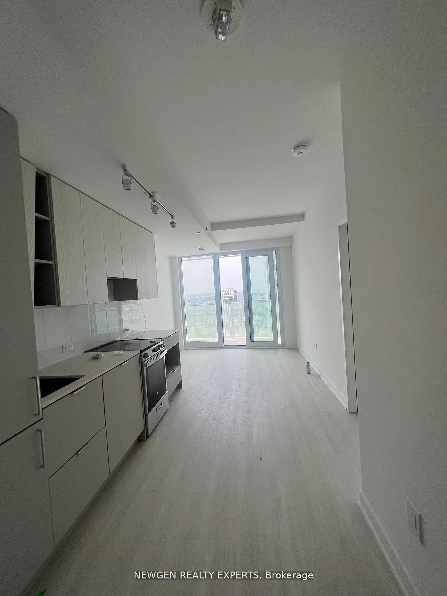 3883 Quartz Road, #3512