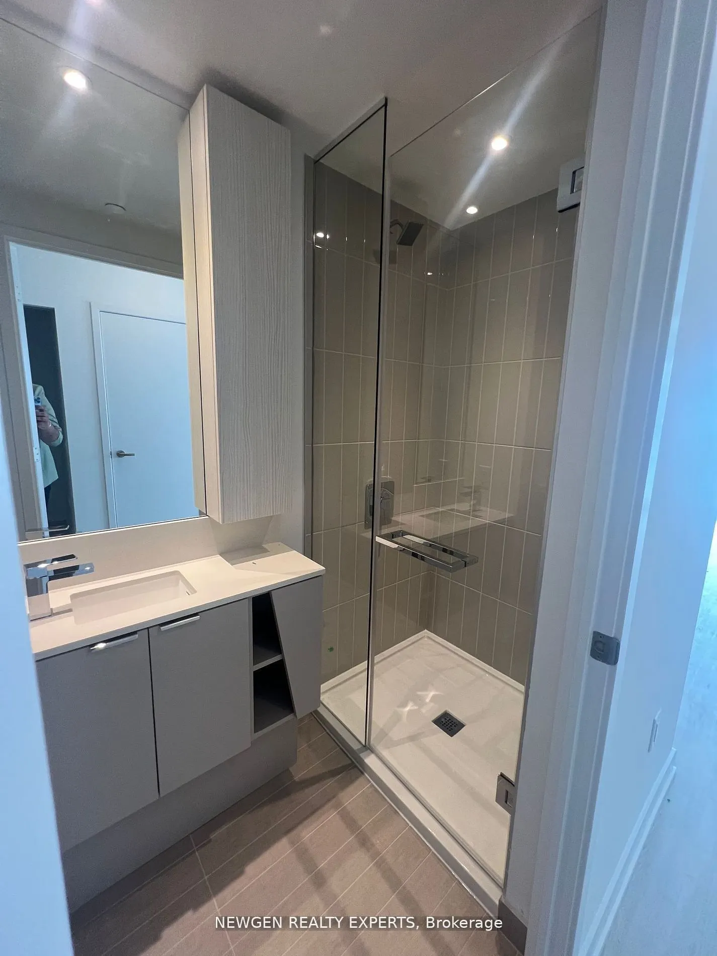 3883 Quartz Road, #3512