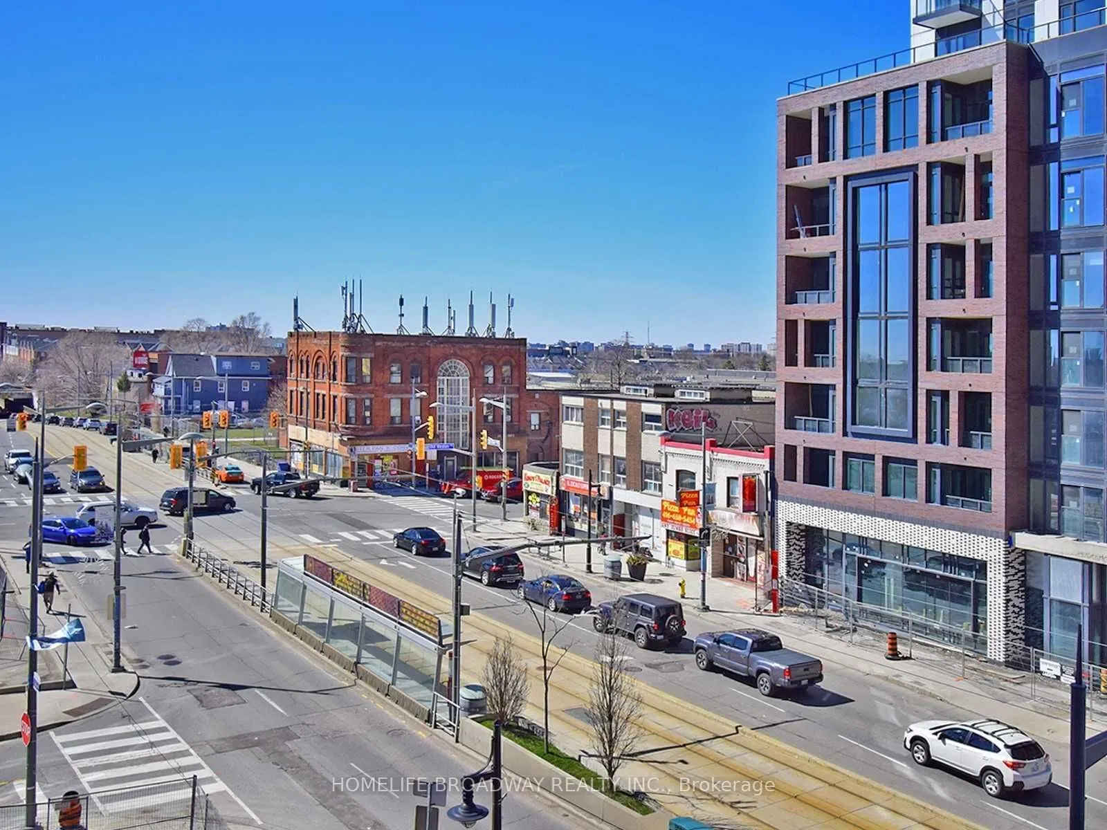 1787 St Clair Avenue W, #413
