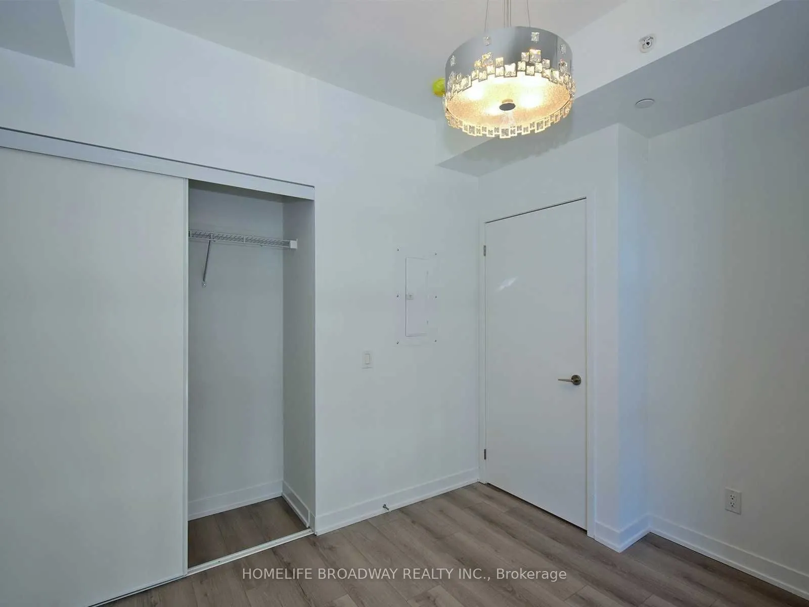 1787 St Clair Avenue W, #413