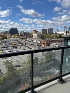 86 DUNDAS Street E, #818