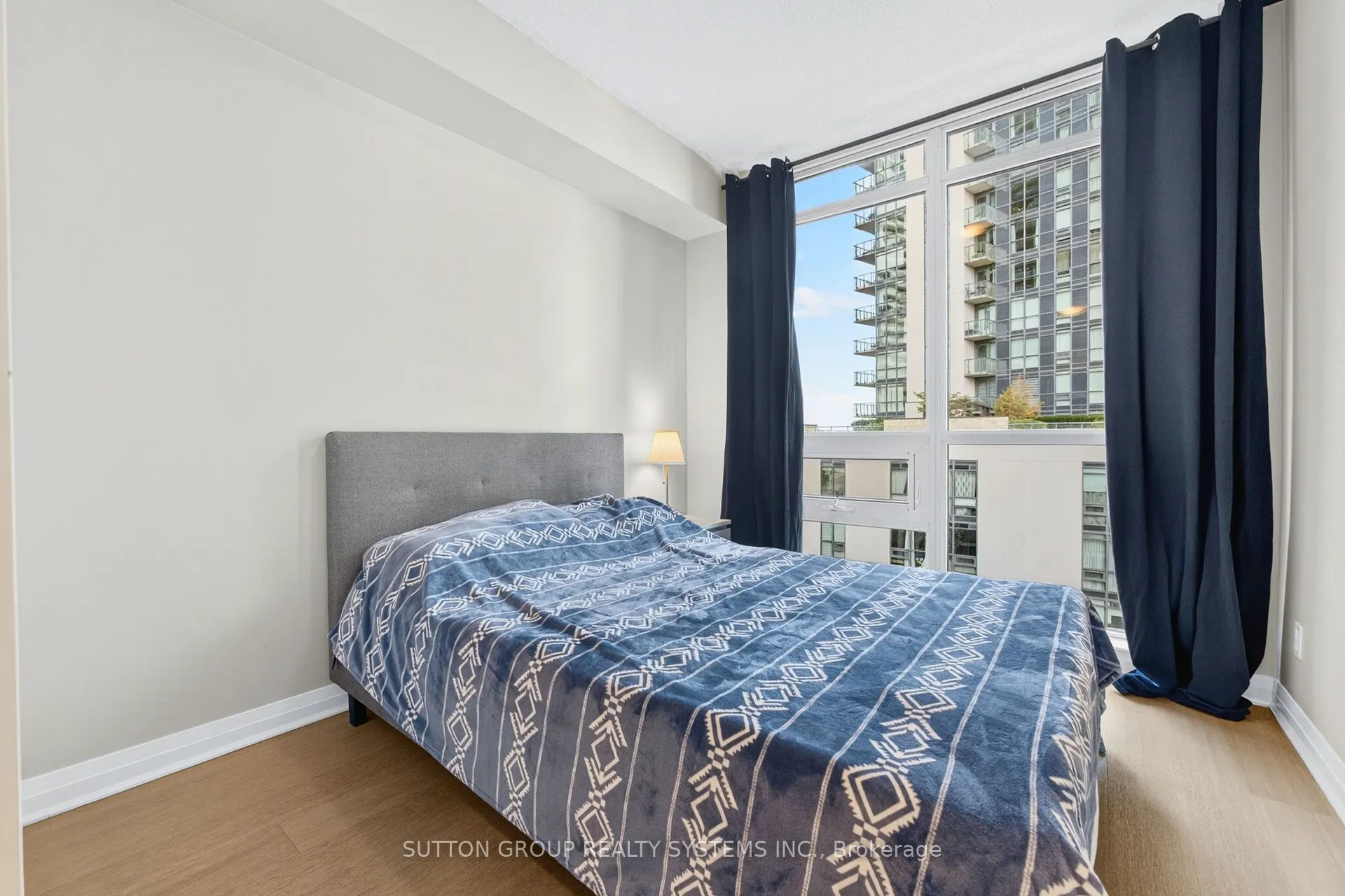60 Annie Craig Drive, #815