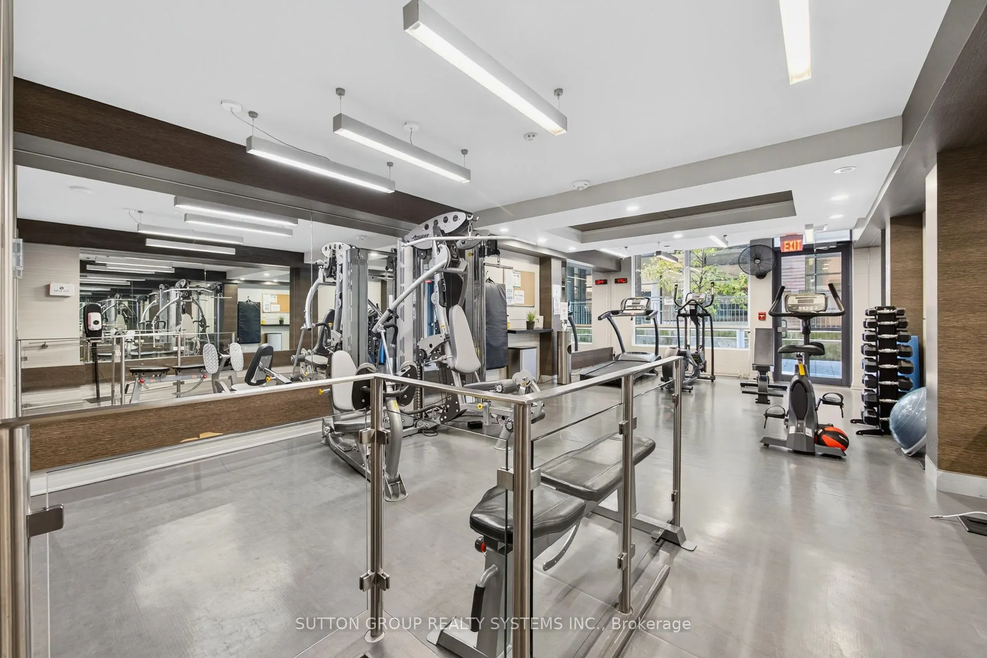 60 Annie Craig Drive, #815