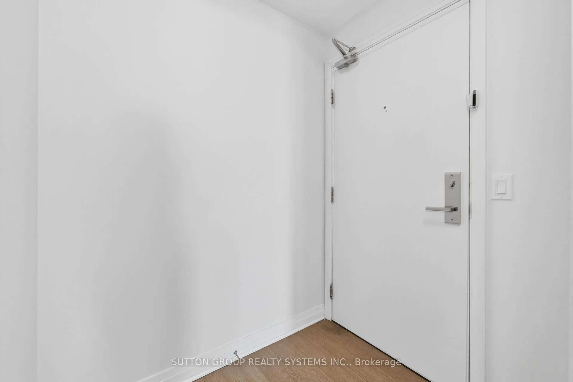 60 Annie Craig Drive, #815