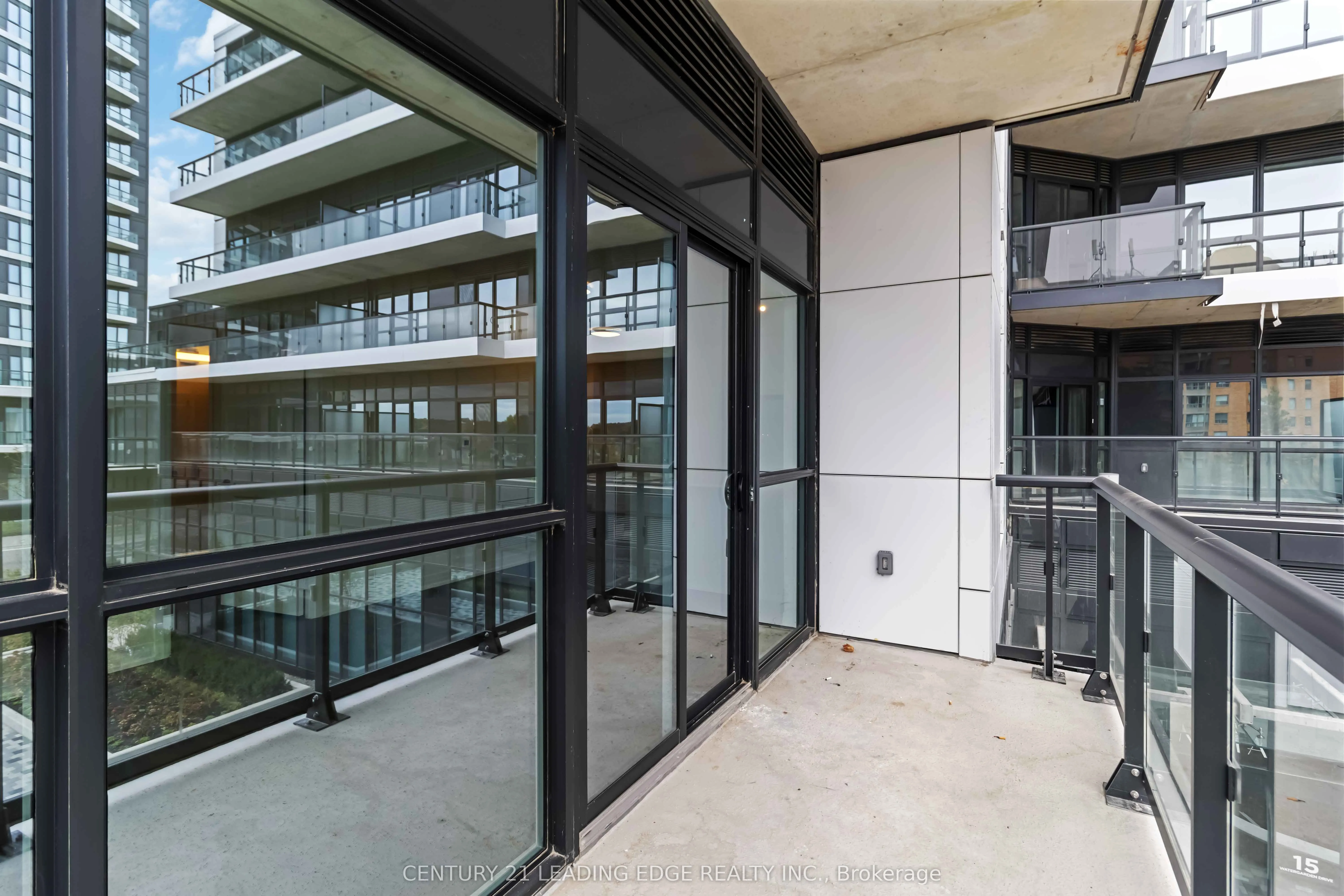 15 Watergarden Drive, #214