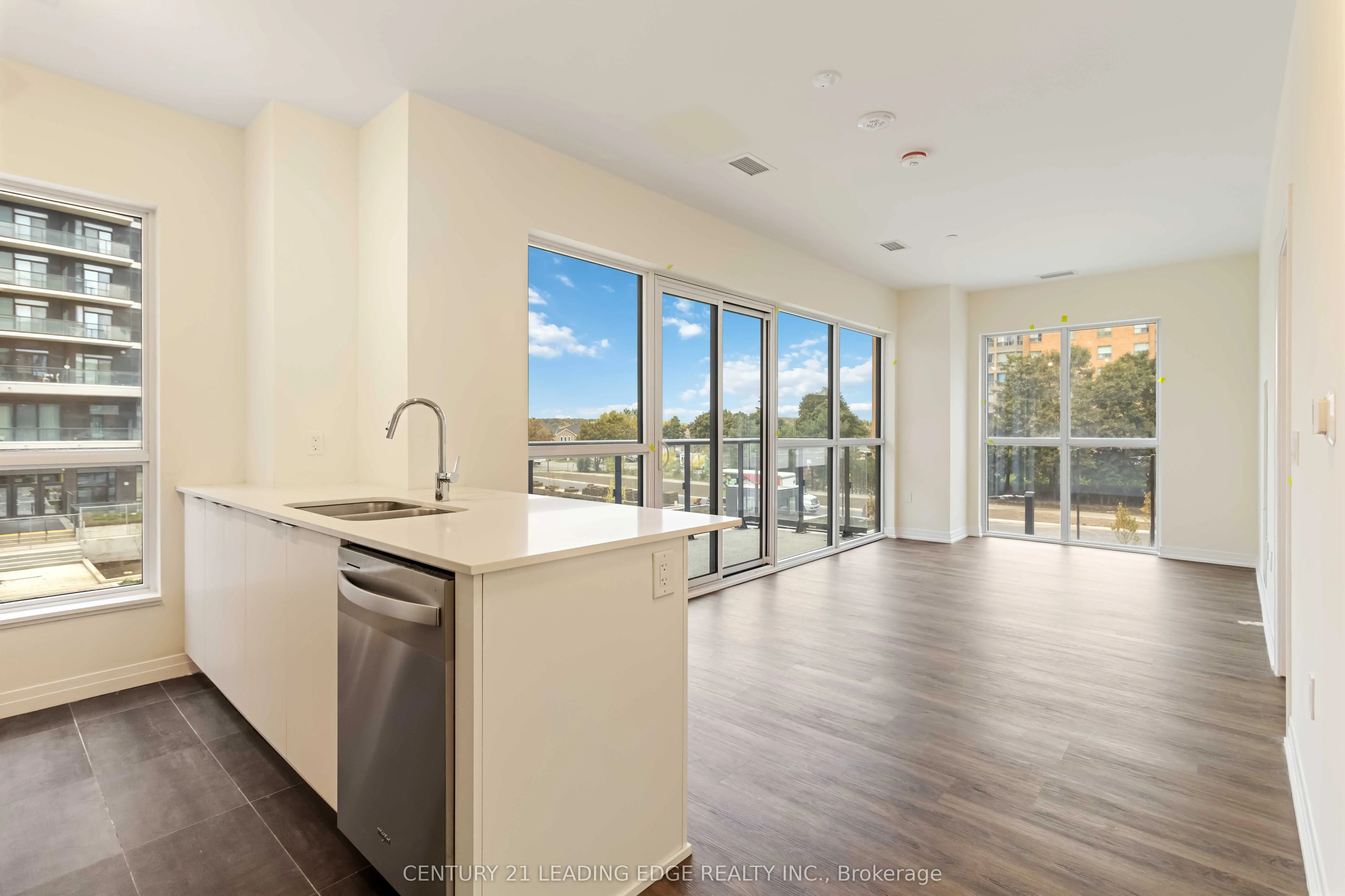 15 Watergarden Drive, #214