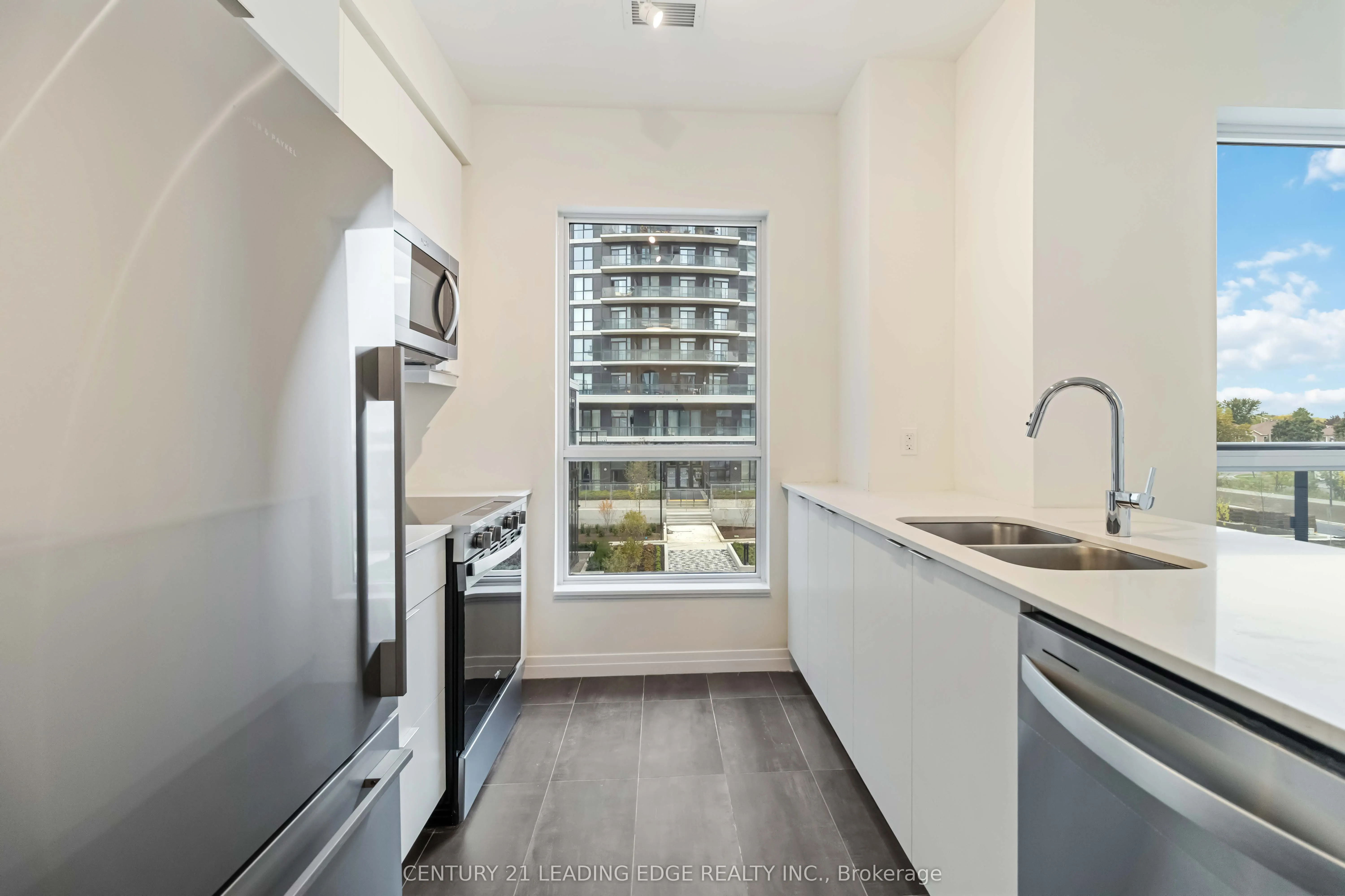 15 Watergarden Drive, #214