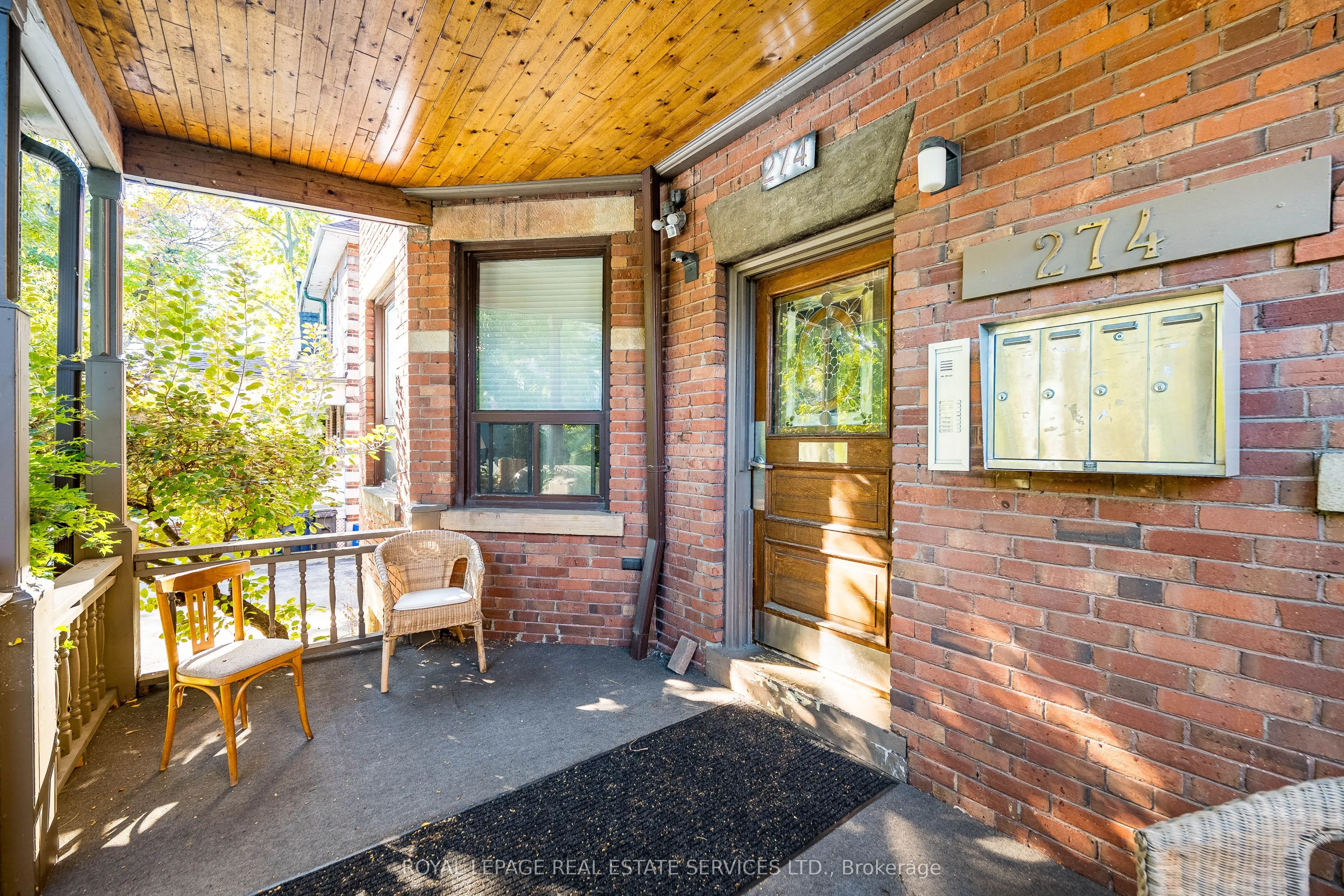 272-274 Roncesvalles Avenue