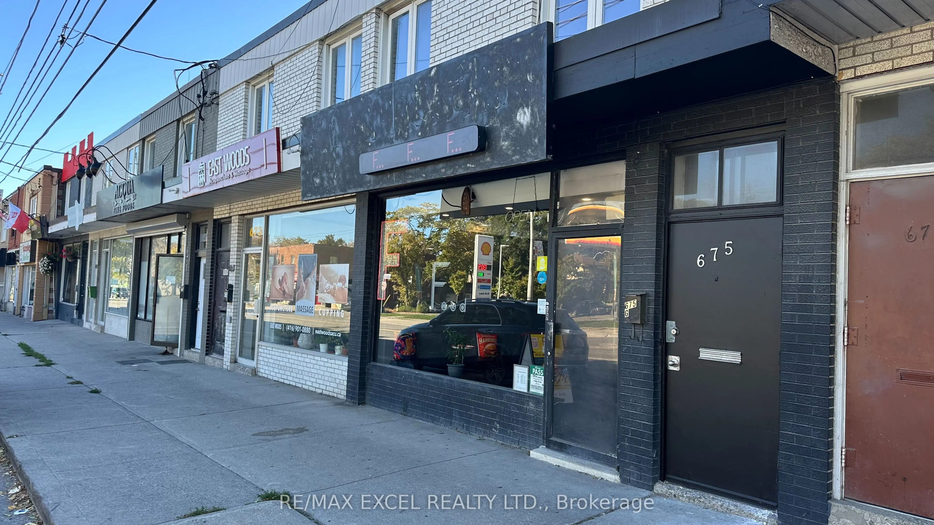 675 The Queensway