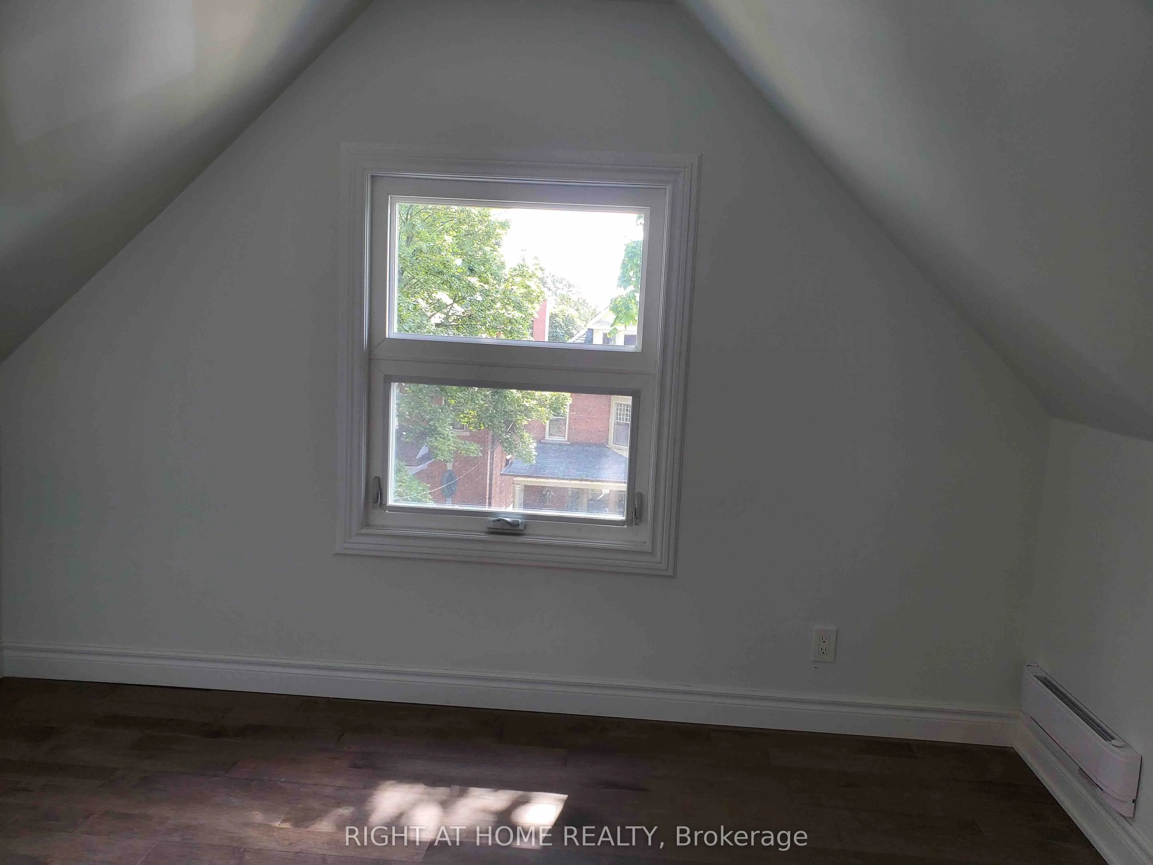 54 Harvard Avenue