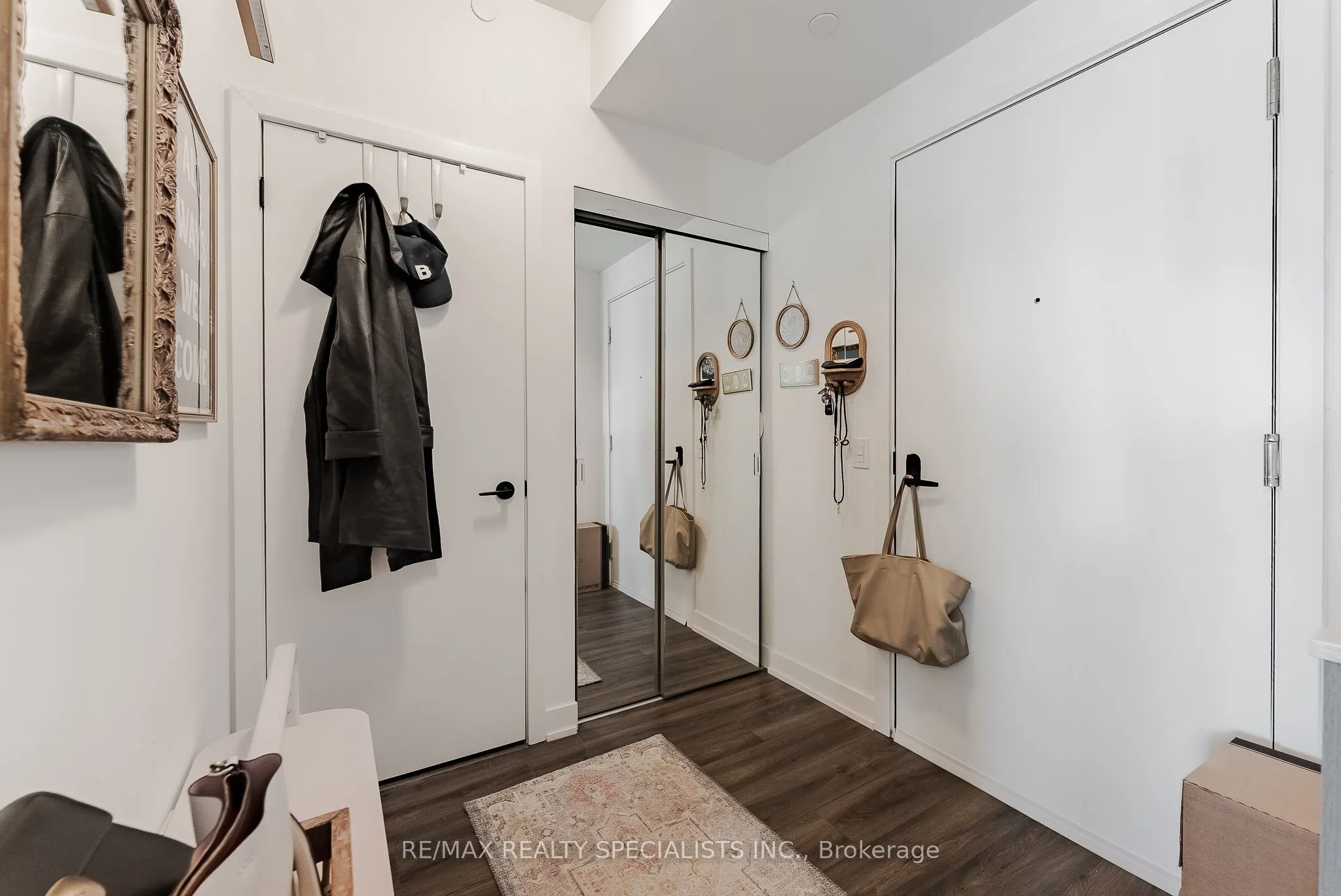 22 Missinnihe Way, #1007