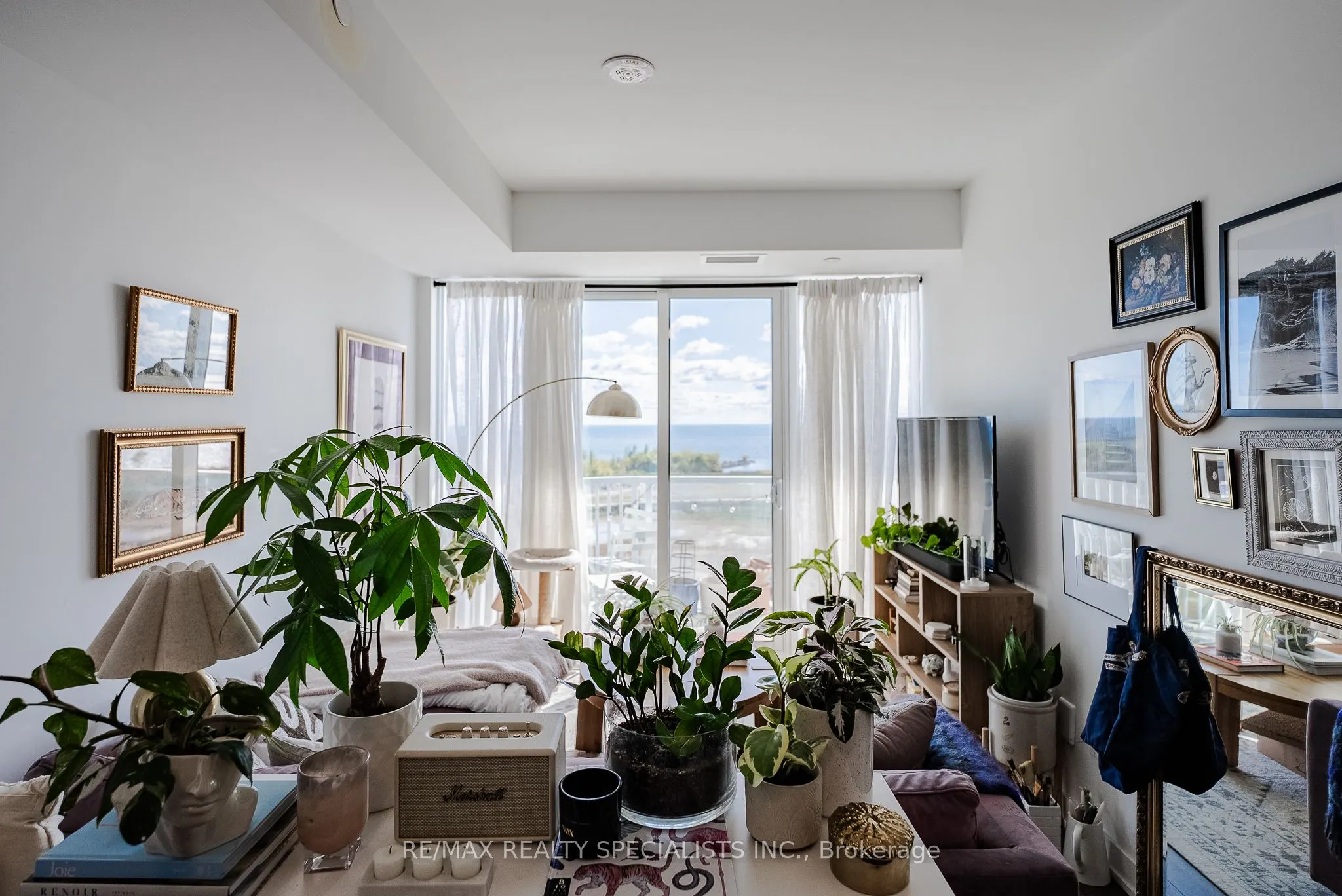22 Missinnihe Way, #1007