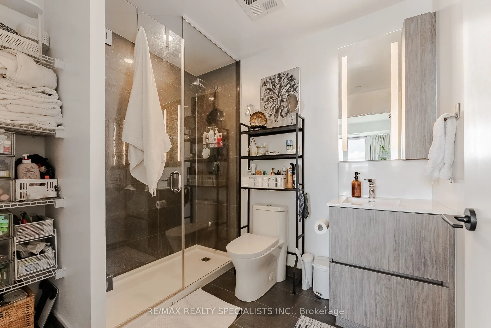 22 Missinnihe Way, #1007