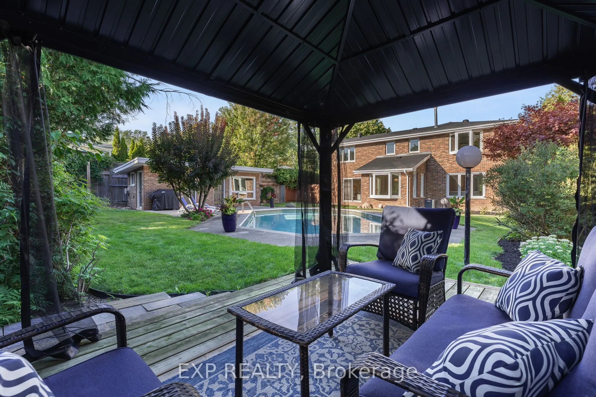 226 Shoreacres Road