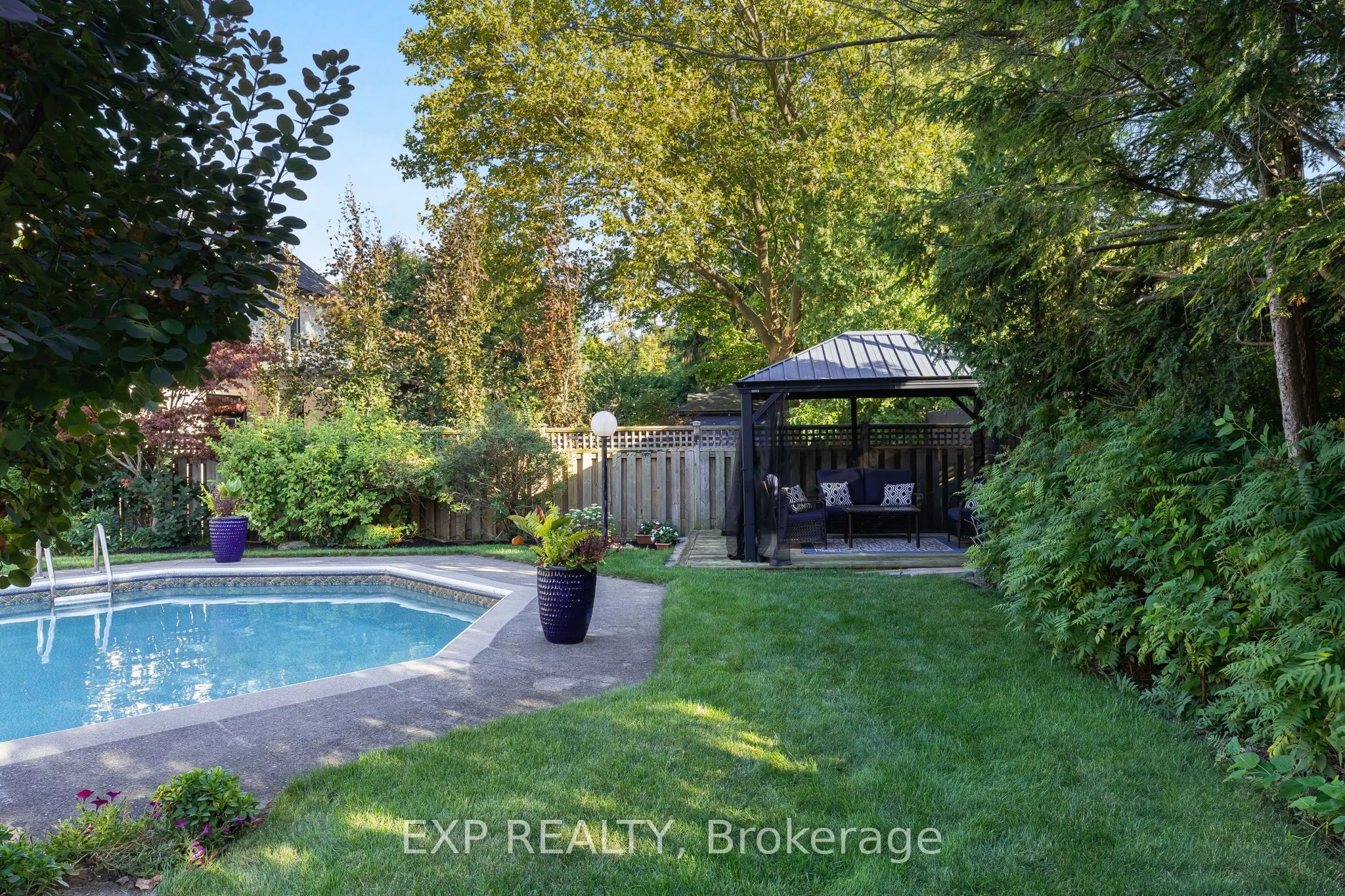 226 Shoreacres Road