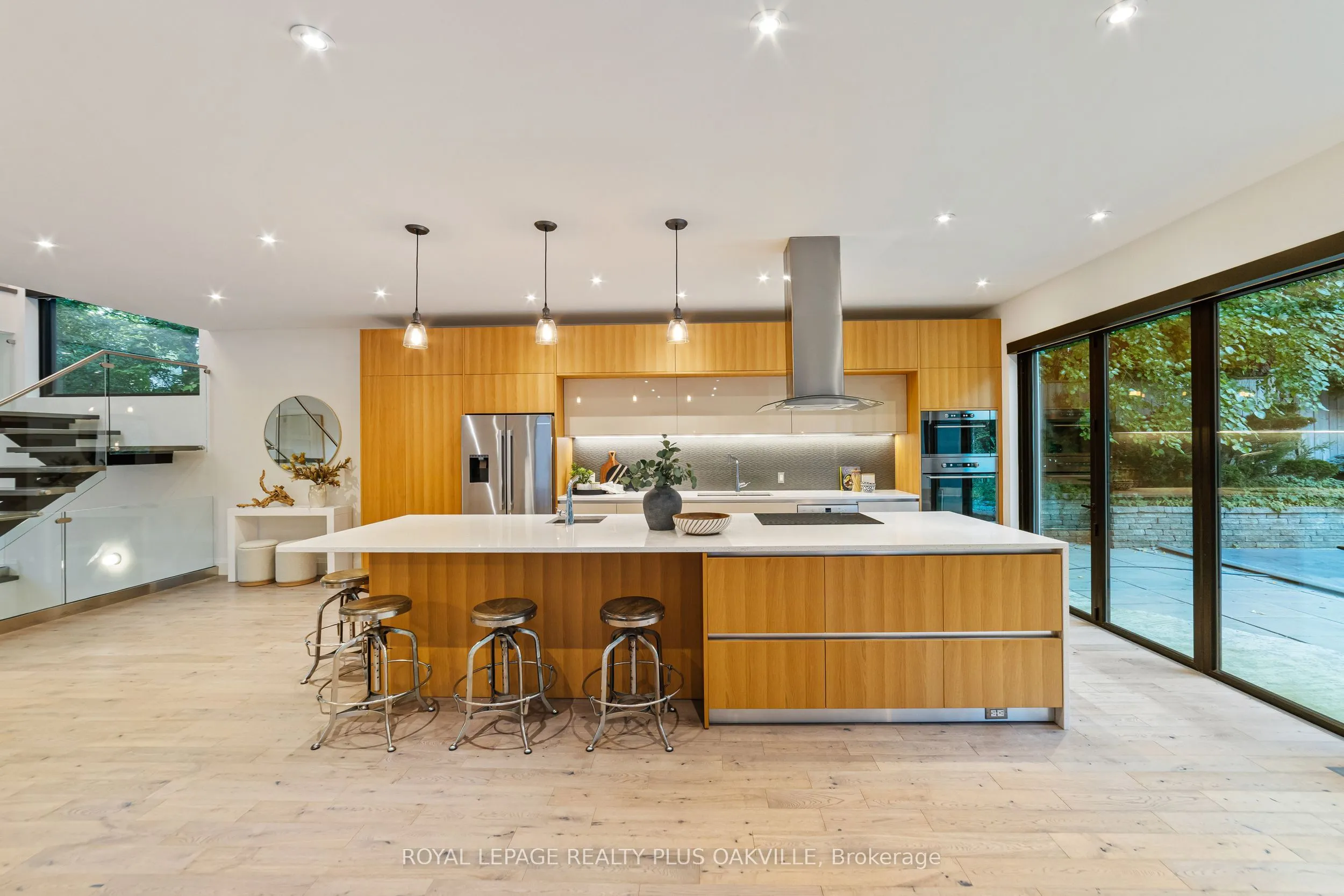 1207 Stirling Drive