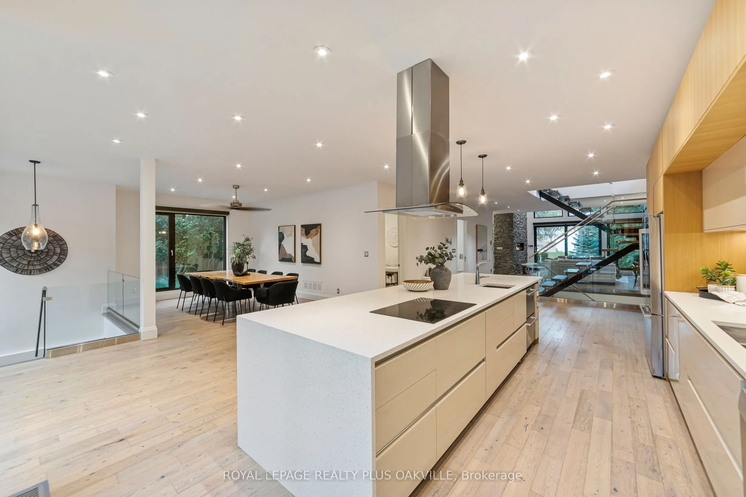 1207 Stirling Drive