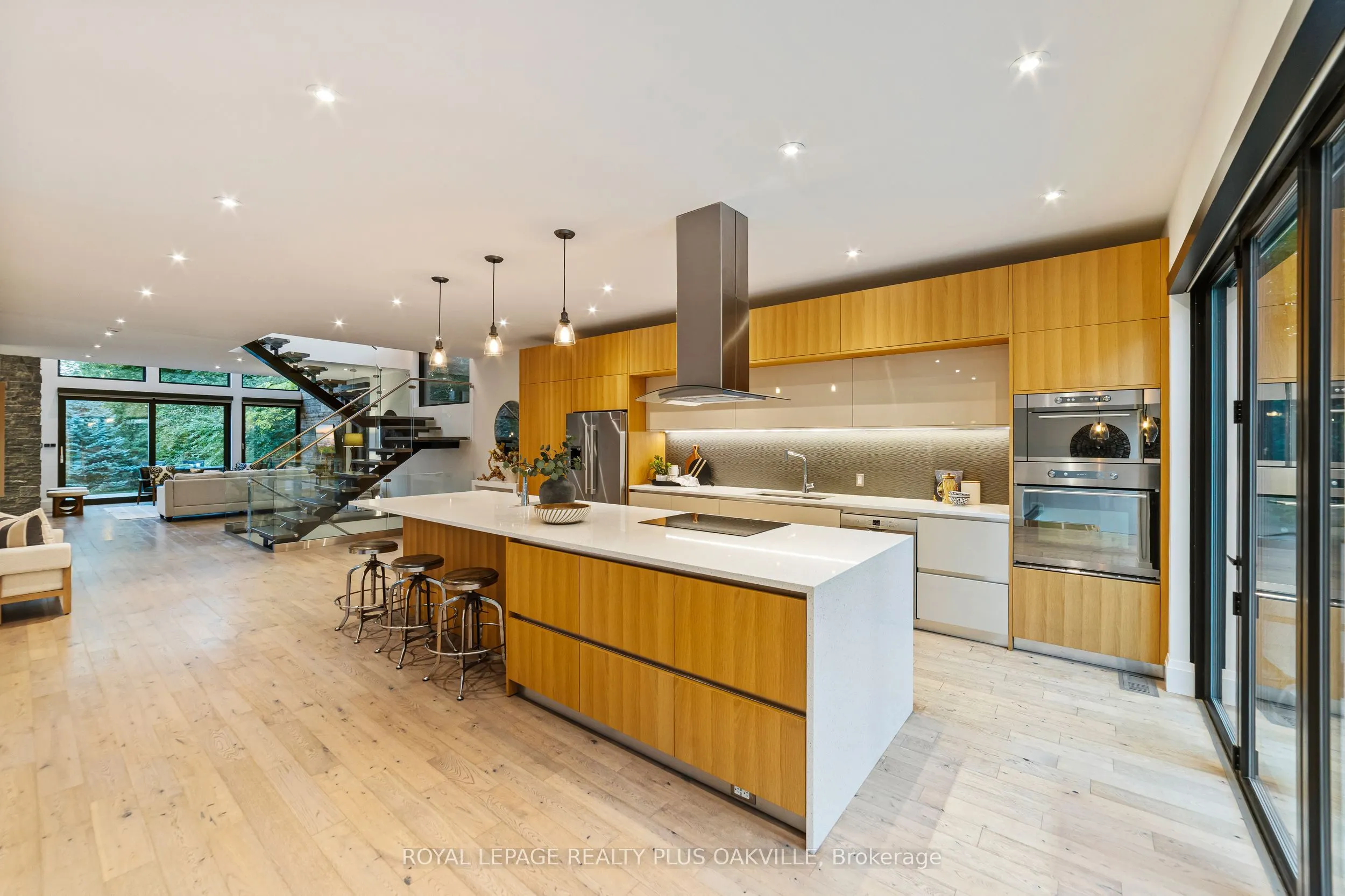 1207 Stirling Drive