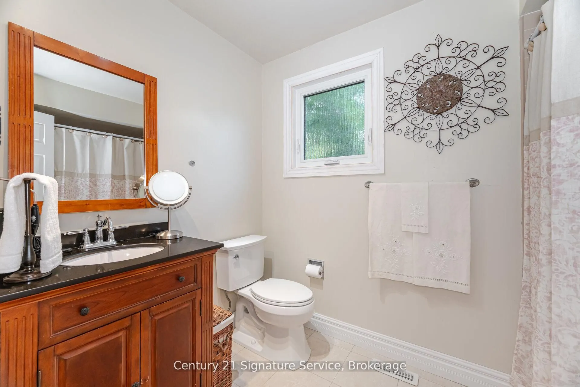 5955 Ladyburn Crescent