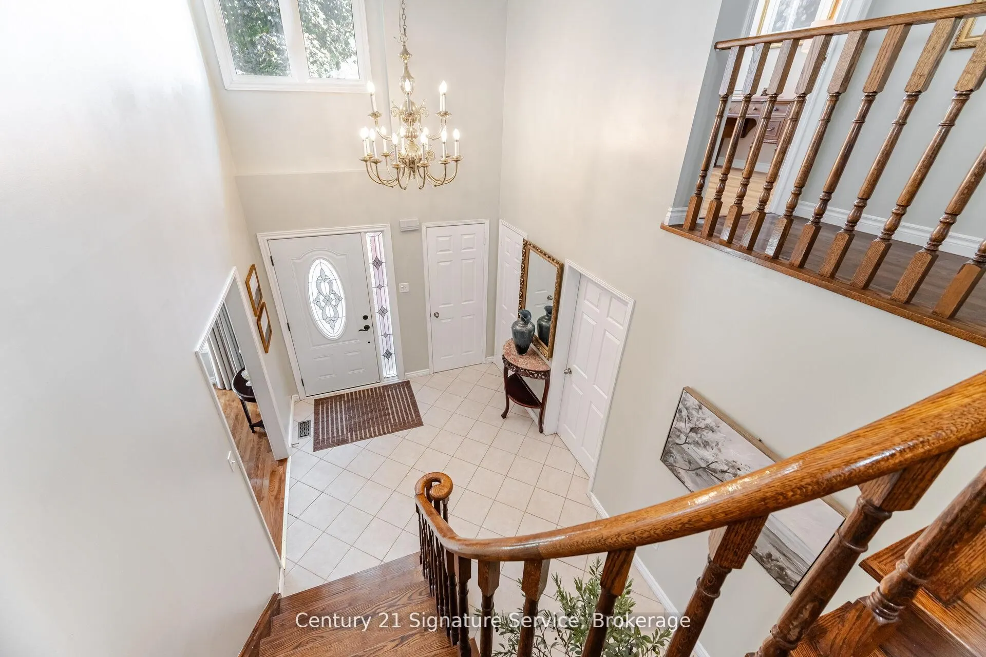 5955 Ladyburn Crescent