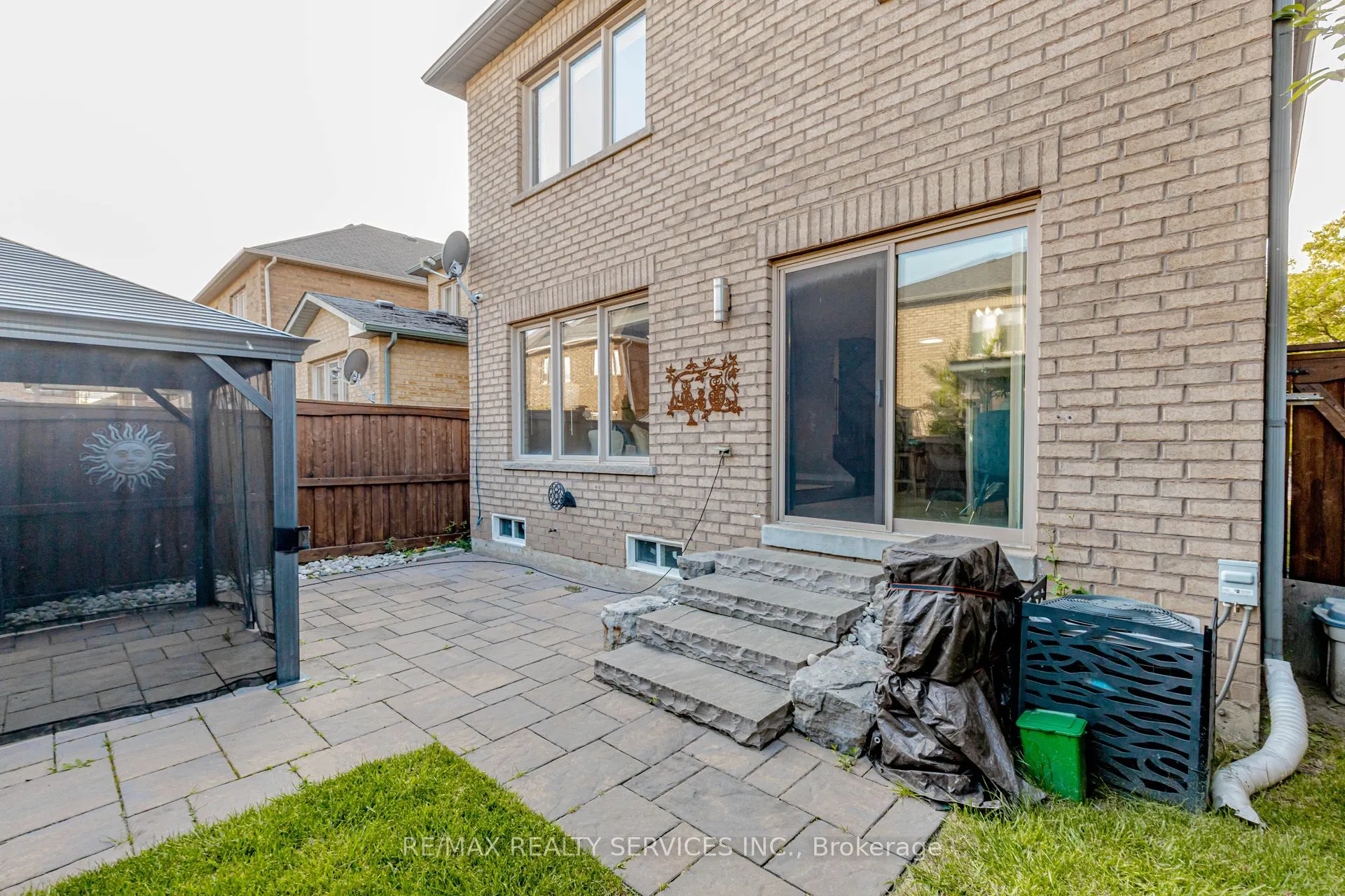 152 Weston Drive