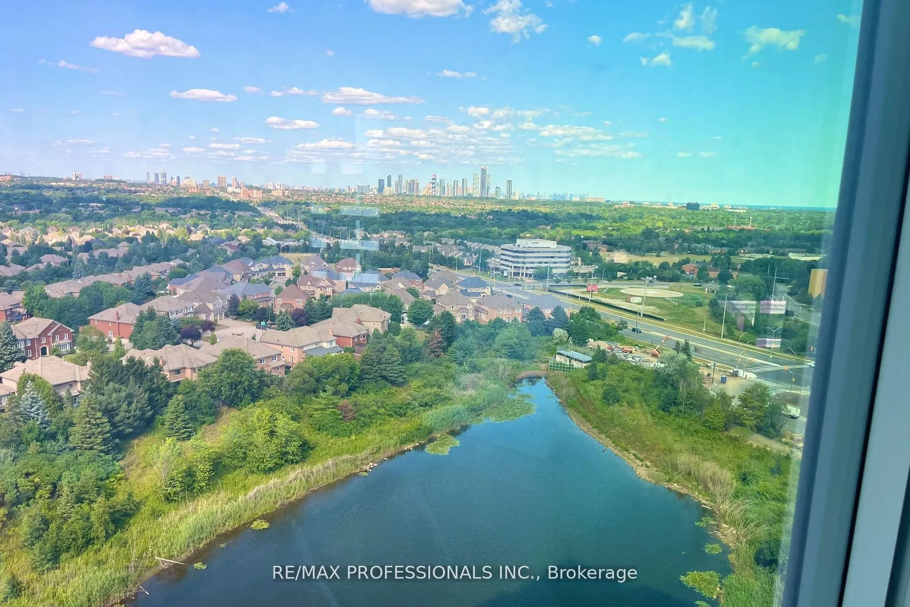 2495 Eglinton Avenue W, #2011