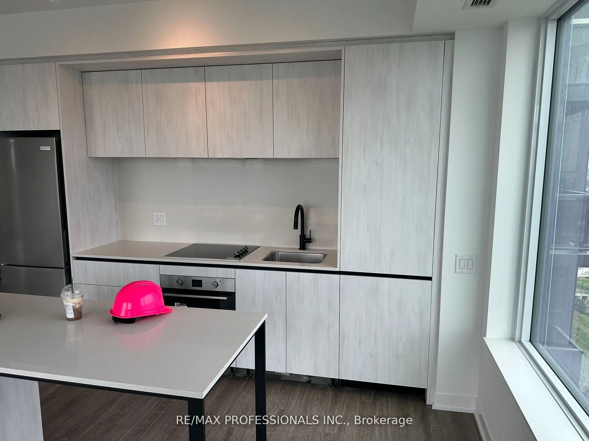 2495 Eglinton Avenue W, #2011