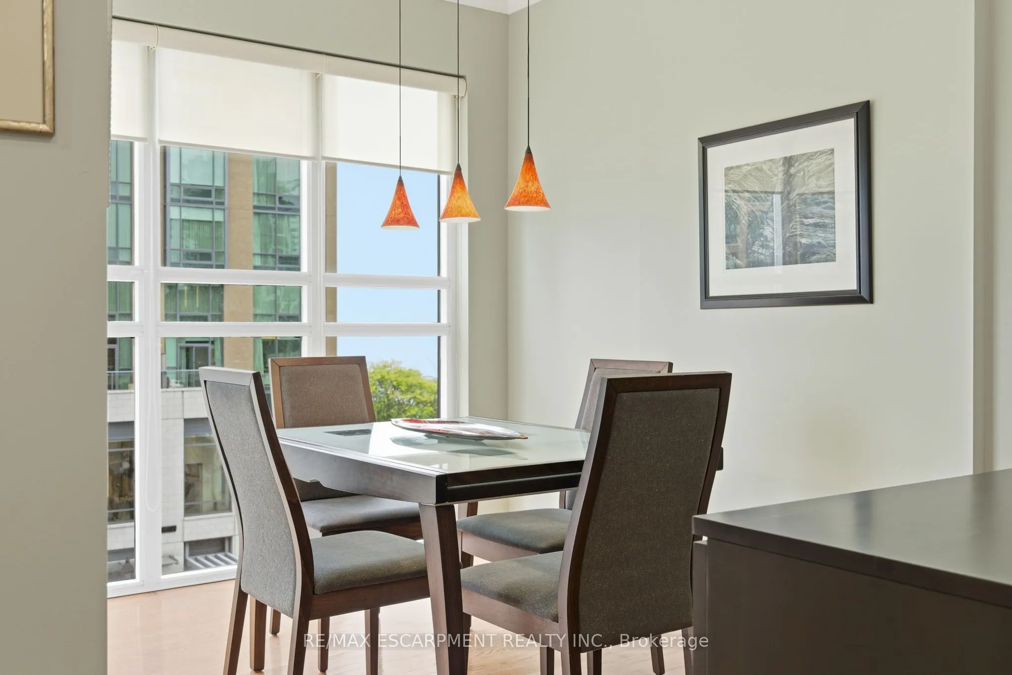 399 Elizabeth Street, #512